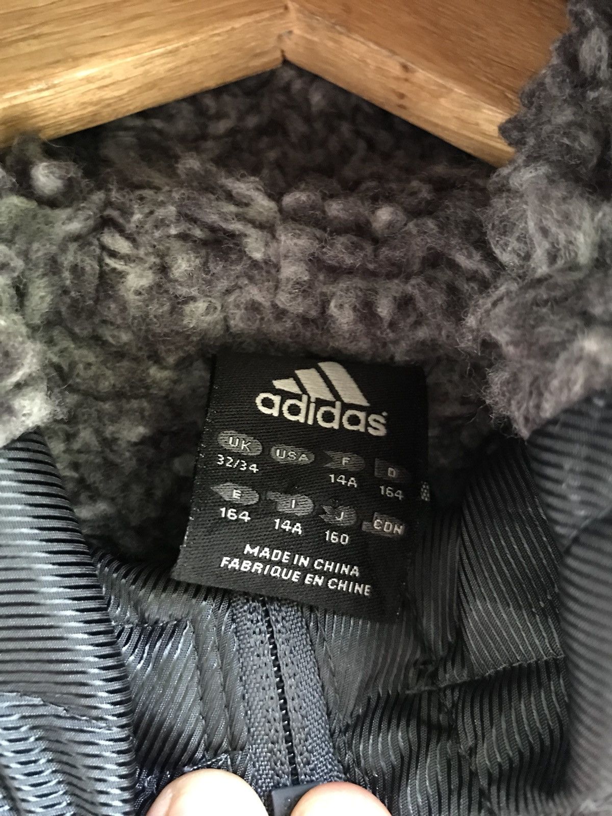 Adidas Adidas Hoodie Long Jacket Armpit 22”x32” Size US S / EU 44-46 / 1 - 7 Thumbnail