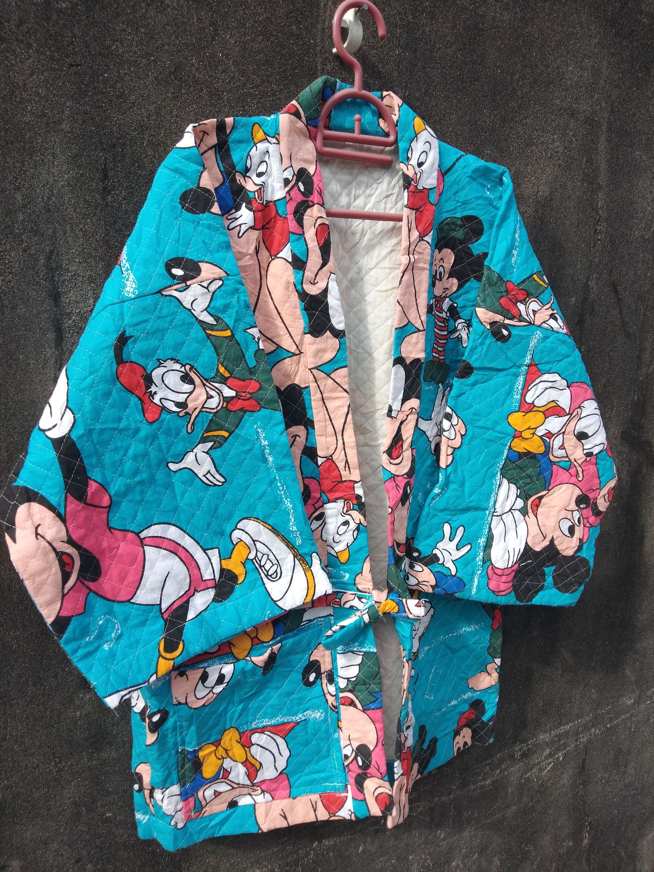 Disney WALTS DISNEY CHARACTER KIMONO Size US XL / EU 56 / 4 - 2 Thumbnail