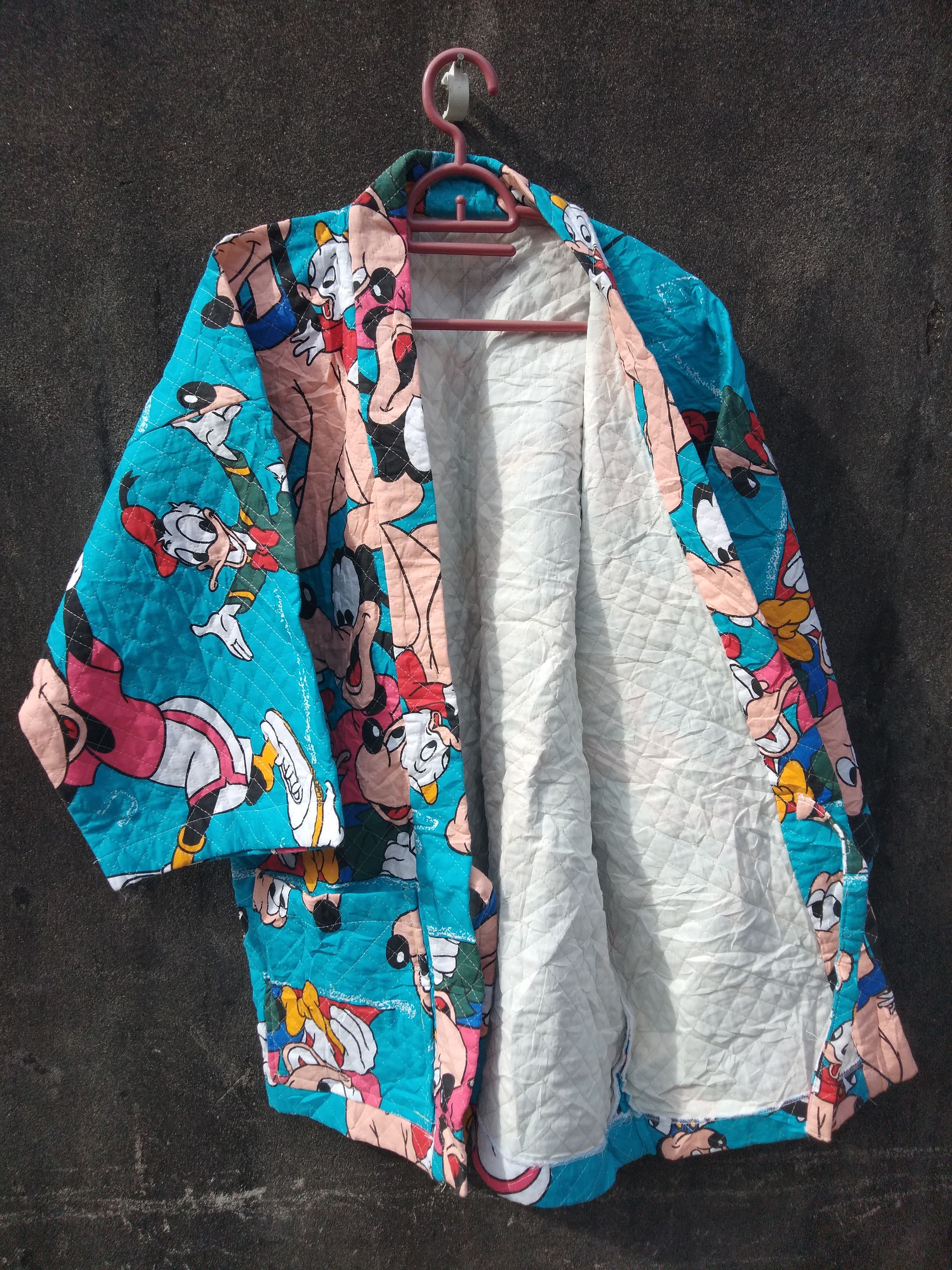 Disney WALTS DISNEY CHARACTER KIMONO Size US XL / EU 56 / 4 - 3 Thumbnail