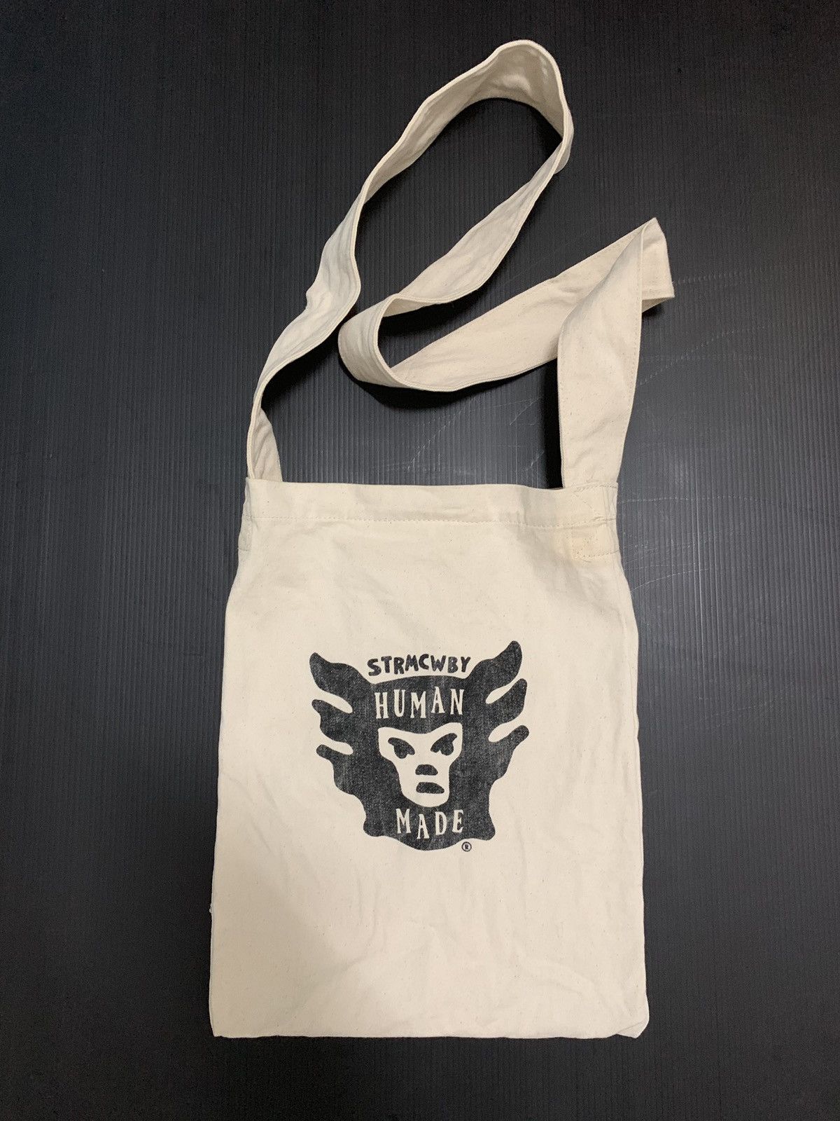 Human Made Human Made NIGO Shoulder Tote Bag Heart Logo Japanese Size ONE SIZE - 4 Thumbnail