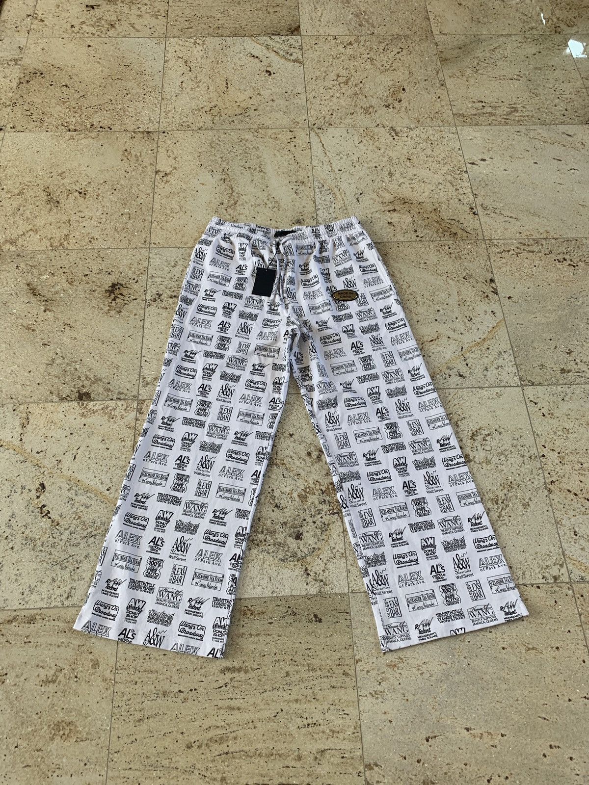Alexander Wang Logo All Over Pants in White Size US 36 / EU 52 - 1 Thumbnail