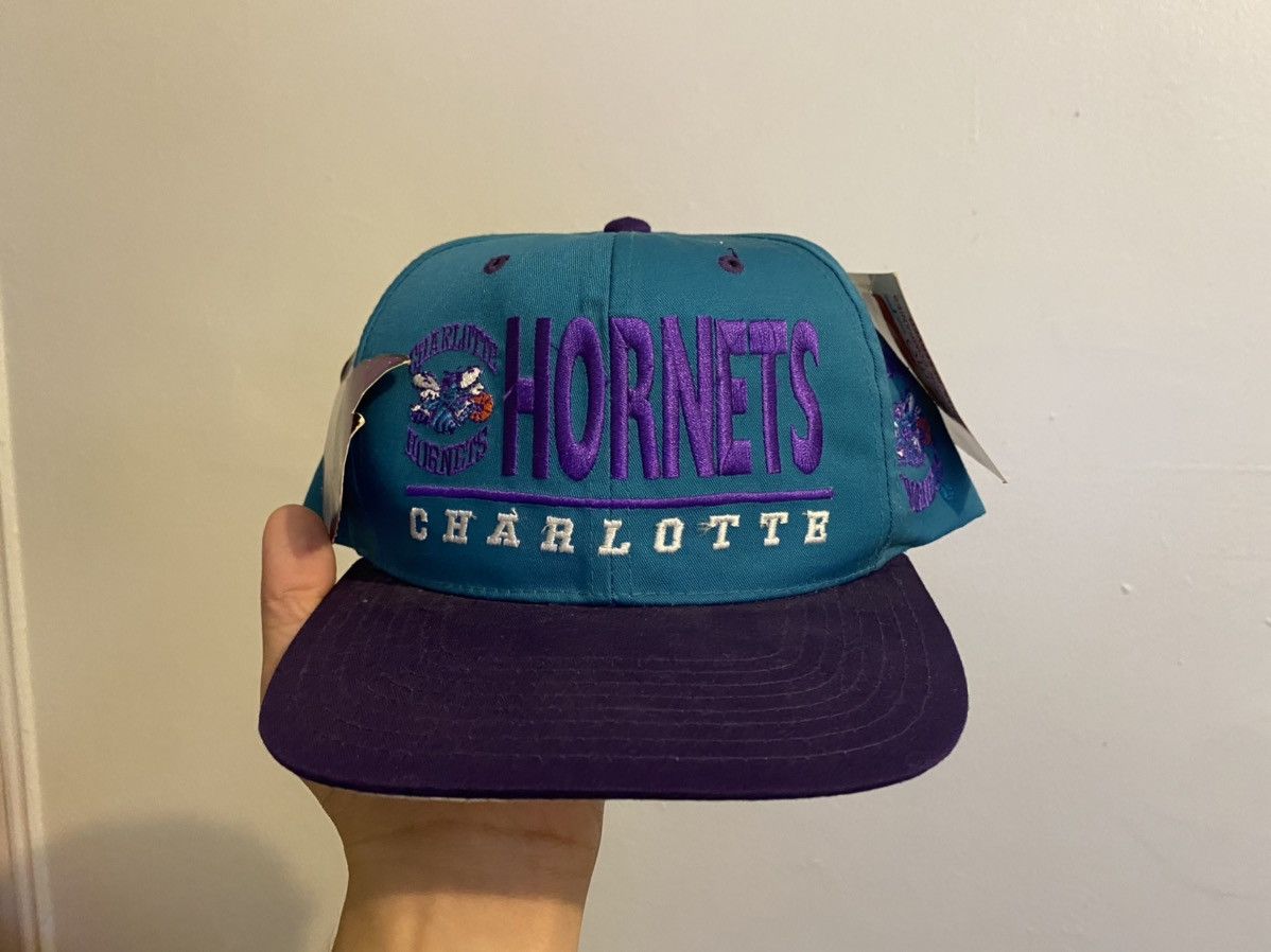 NBA Vintage 90s Charlotte Hornets SnapBack Size ONE SIZE - 1 Thumbnail