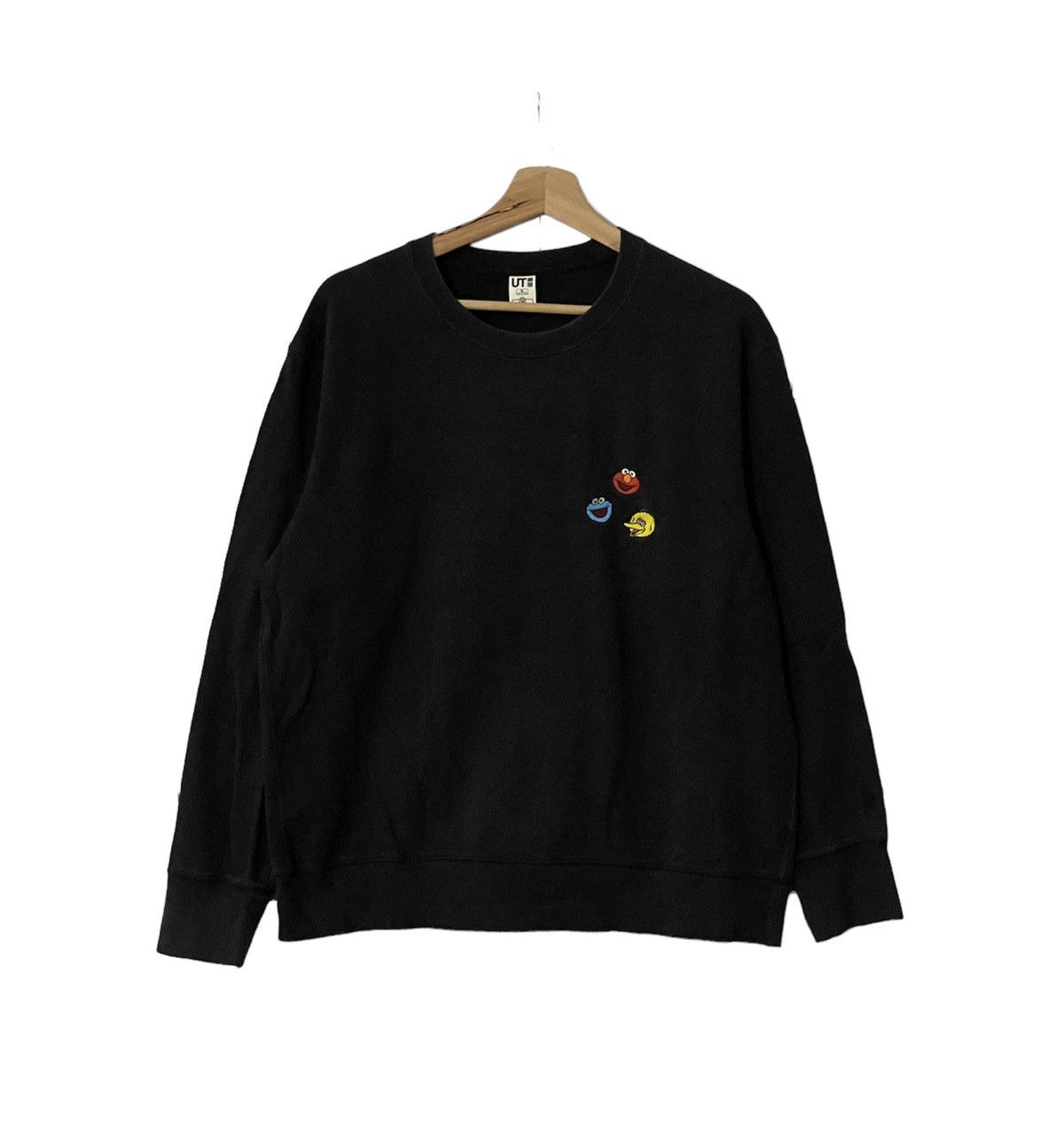 Uniqlo × Vintage Uniqlo X Kaw Sesame Street Mini Logo Embroidery Sweatshirt Size US XL / EU 56 / 4 - 1 Thumbnail