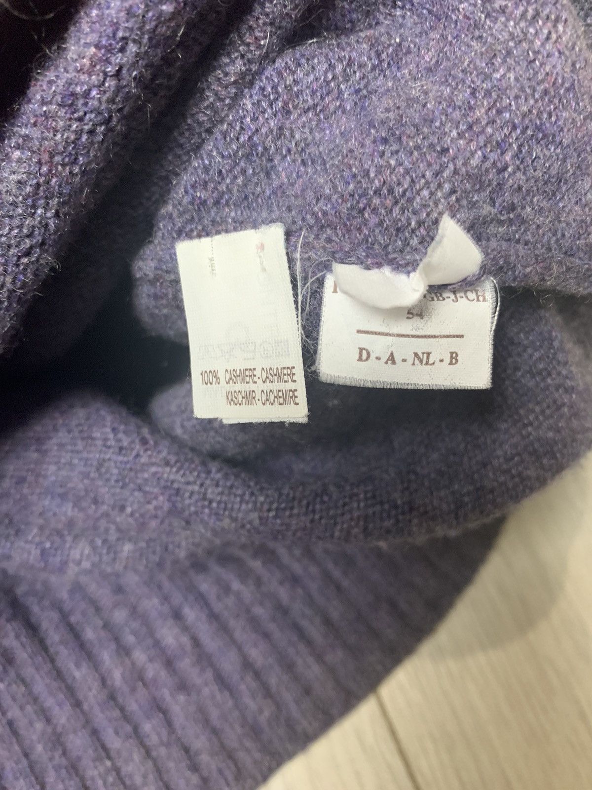 Brunello Cucinelli Brunello Cucinelli Cashmere V-Neck Size US L / EU 52-54 / 3 - 5 Thumbnail