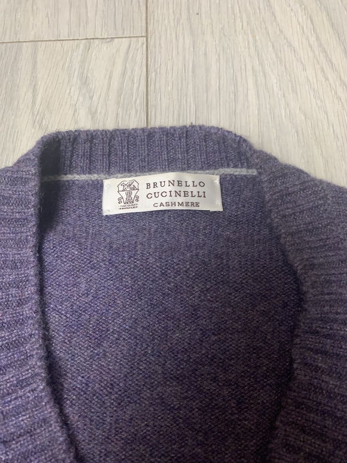 Brunello Cucinelli Brunello Cucinelli Cashmere V-Neck Size US L / EU 52-54 / 3 - 4 Thumbnail
