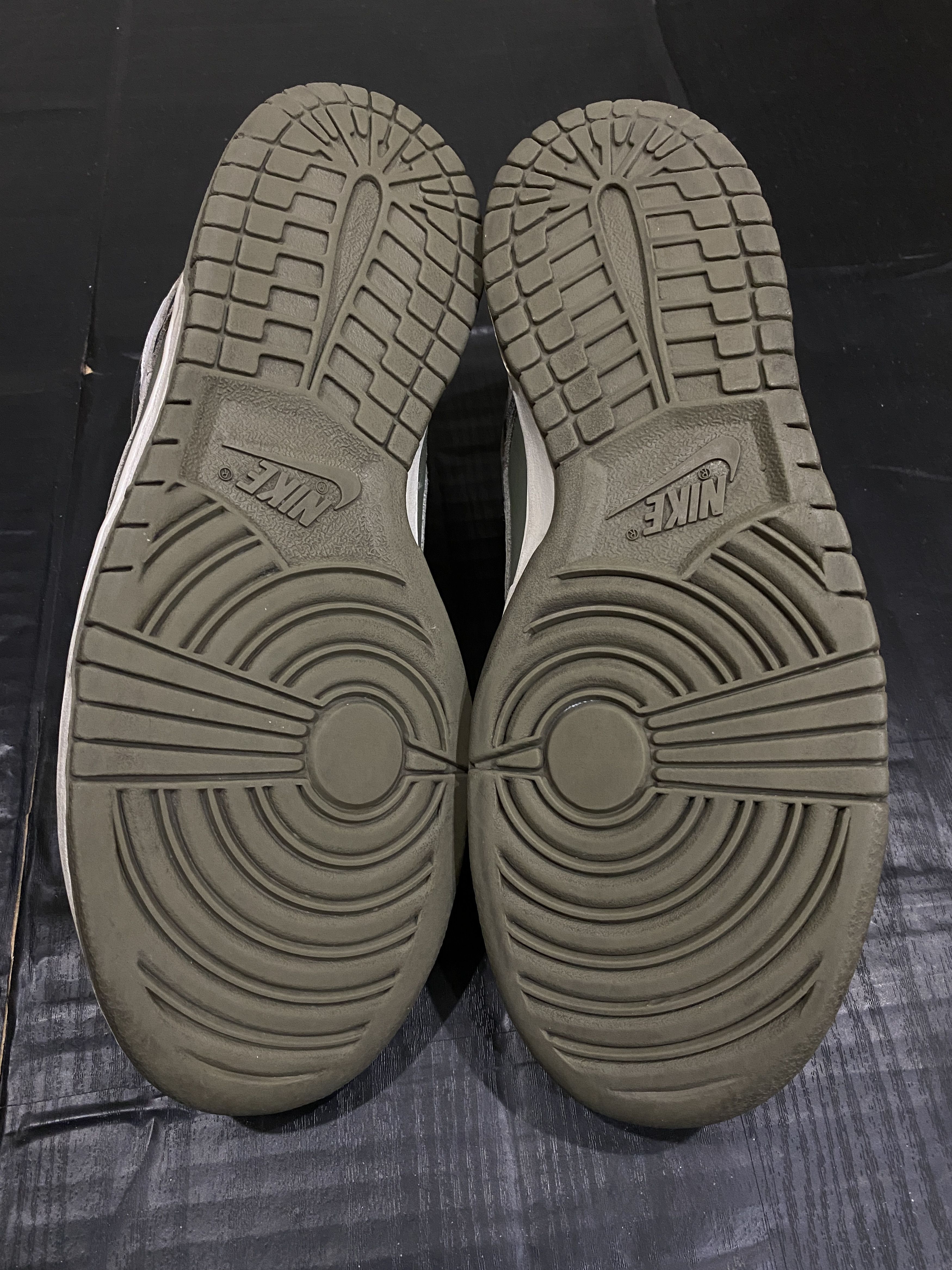 Nike Dunk Low 'Daktari' Size US 9 / EU 42 - 8 Thumbnail