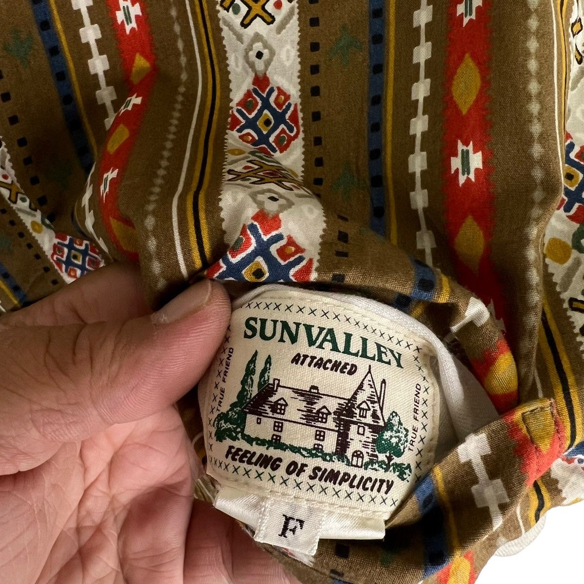 Japanese Brand VINTAGE NAVAJO AZTEC DESIGN TANK TOP VEST SUNVALLEY Size US M / EU 48-50 / 2 - 7 Thumbnail
