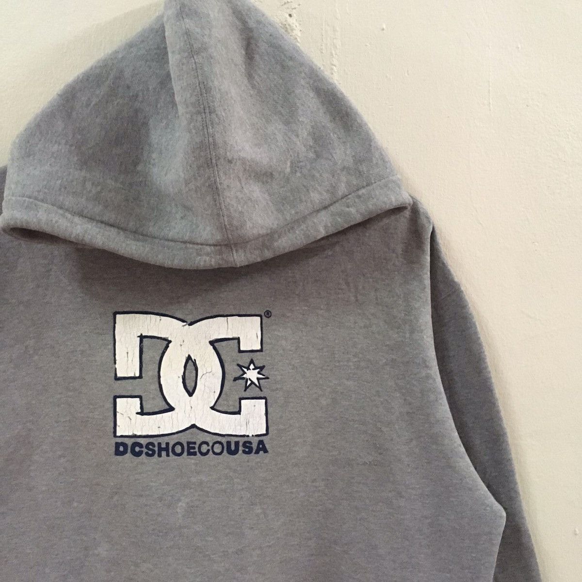 DC Vintage DC Skateboard Hoodies Big Logo Size US M / EU 48-50 / 2 - 2 Thumbnail