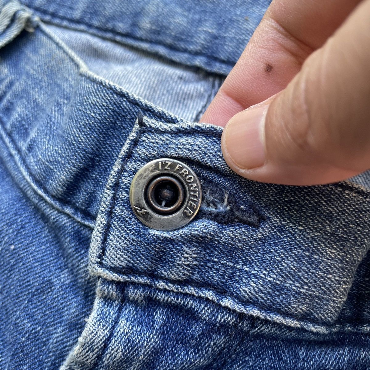 Japanese Brand Vintage I’Z Frontier Splash Paint 7 Pocket Jeans Denim Pants Size US 33 - 5 Thumbnail