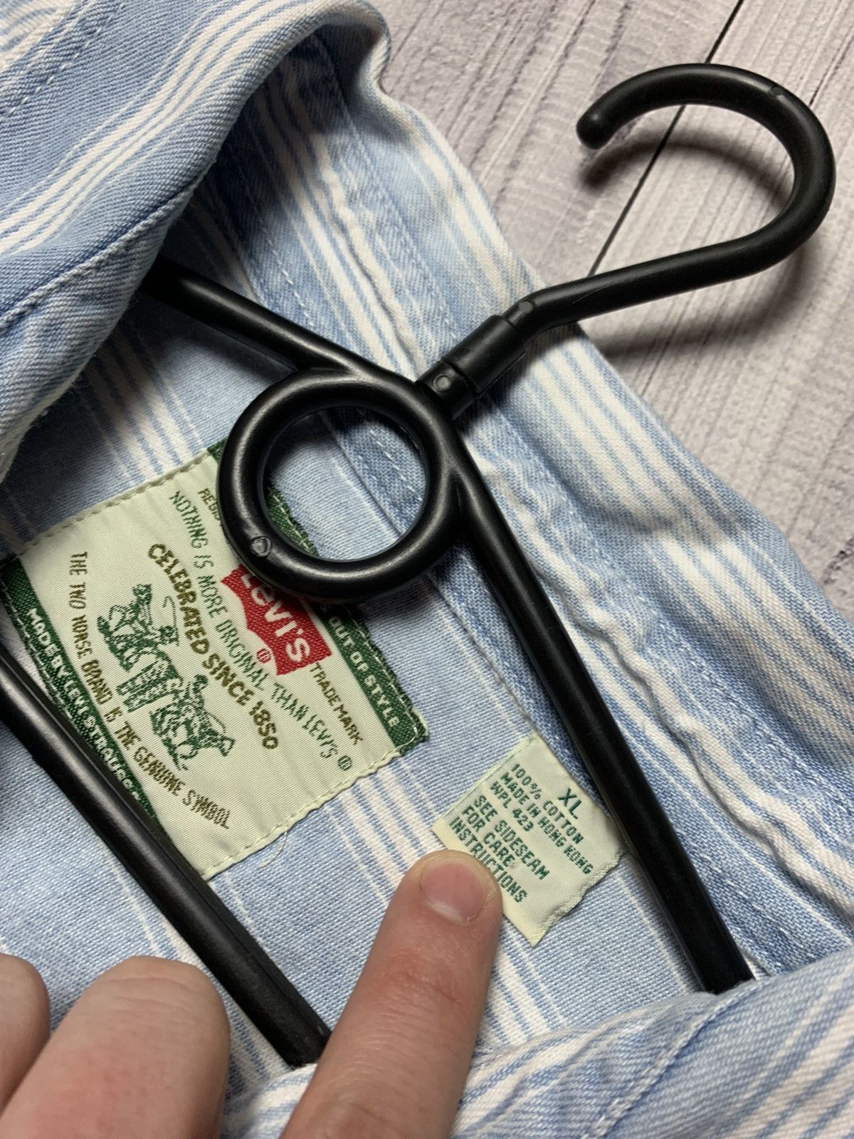 Levi's × Levi's Vintage Clothing × Vintage Vintage Levis shirt striped blue size XL Size US XL / EU 56 / 4 - 3 Thumbnail