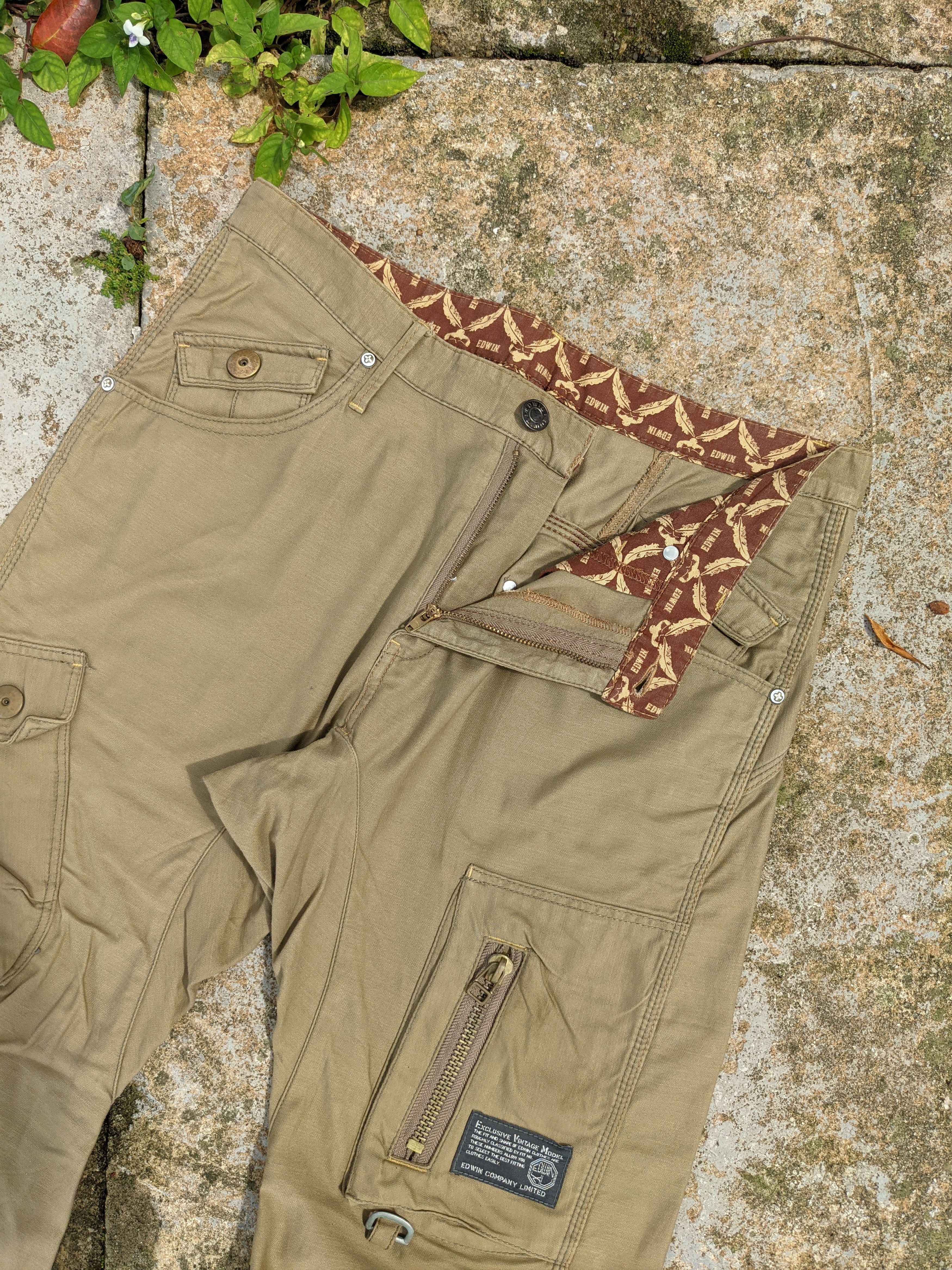 Edwin Vintage Edwin Cargo Pant With Buckle Back Size US 34 / EU 50 - 4 Thumbnail
