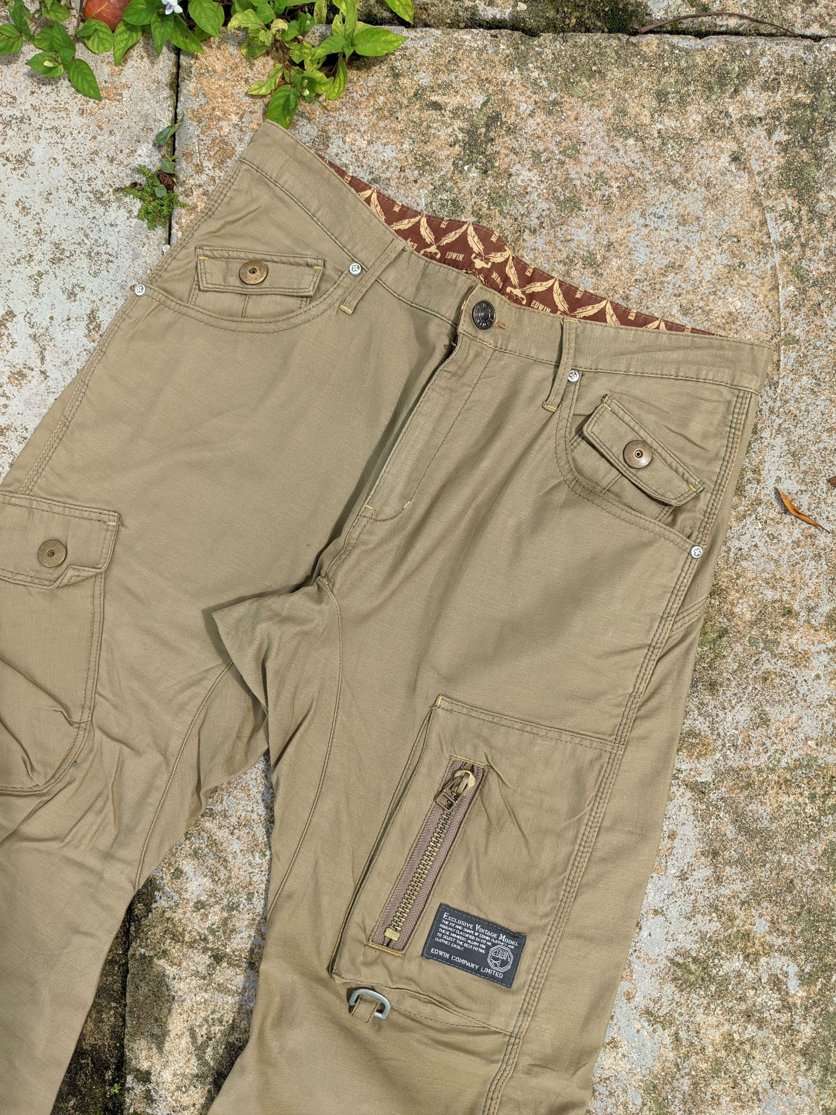 Edwin Vintage Edwin Cargo Pant With Buckle Back Size US 34 / EU 50 - 3 Thumbnail