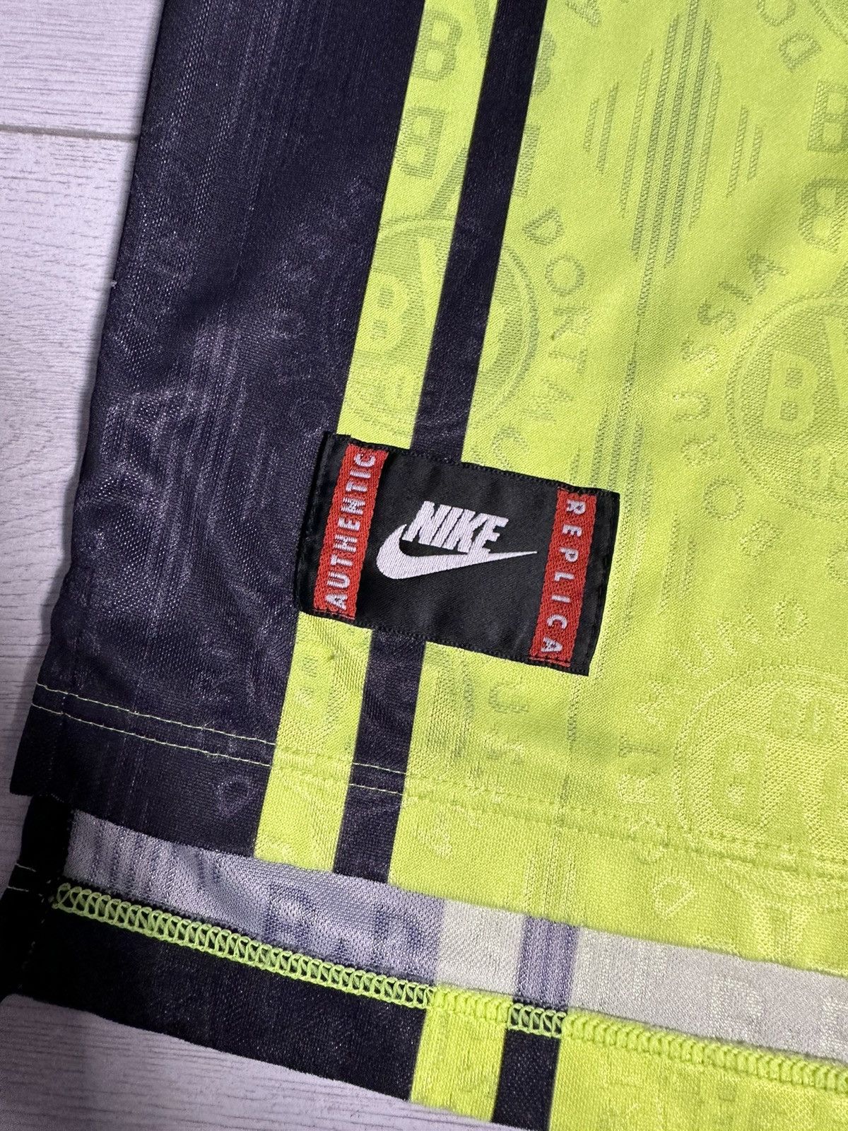 Nike × Vintage Vintage Nike Borussia Dortmund soccer jersey size L Size US XL / EU 56 / 4 - 6 Thumbnail