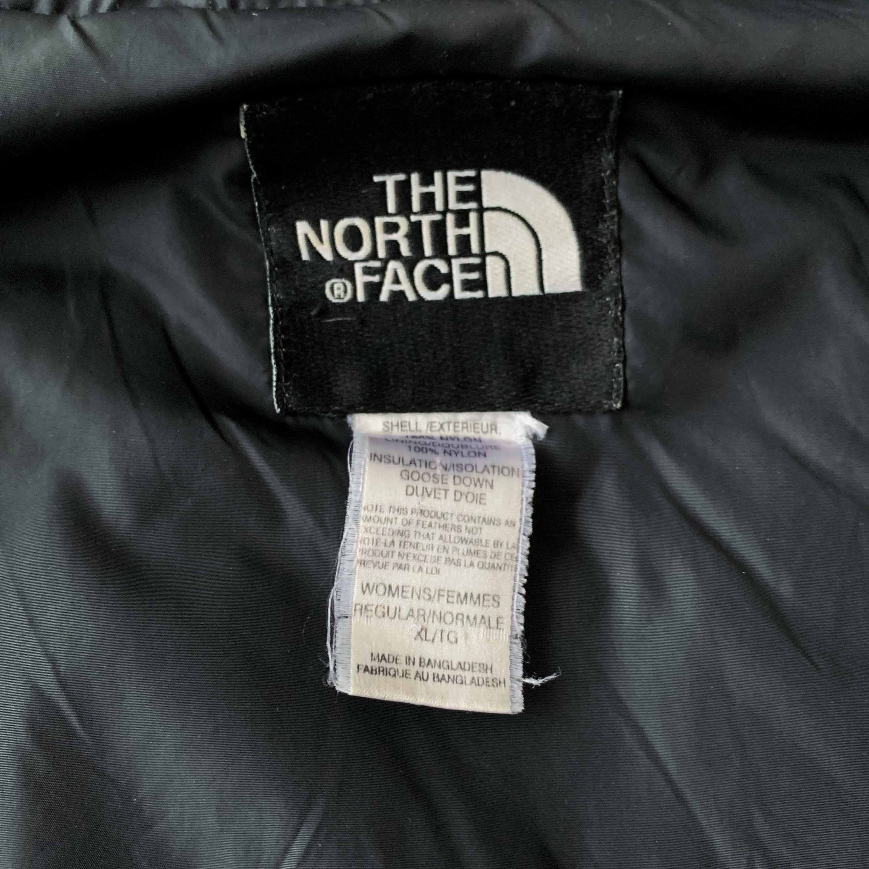 The North Face The North Face Nuptse 700 Puffer Jacket Size XL / US 12-14 / IT 48-50 - 9 Thumbnail