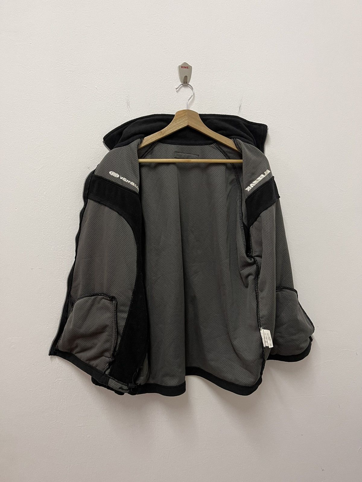 Salomon × Vintage Vintage Salomon X Blizzak Spell Out Embroidery Jacket Size US L / EU 52-54 / 3 - 7 Thumbnail