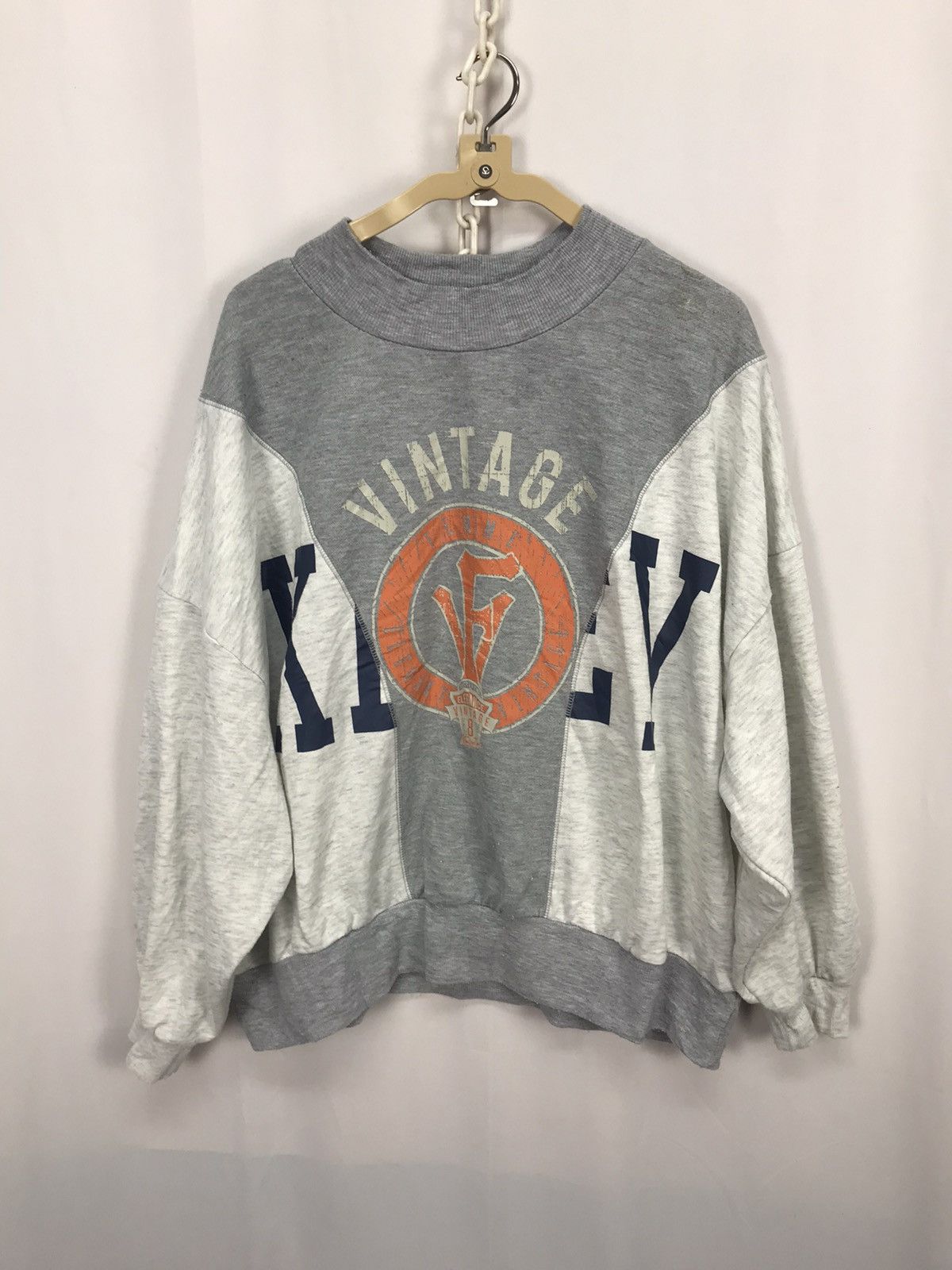 Vintage Vintage beggie sweatshirt Size US M / EU 48-50 / 2 - 6 Thumbnail