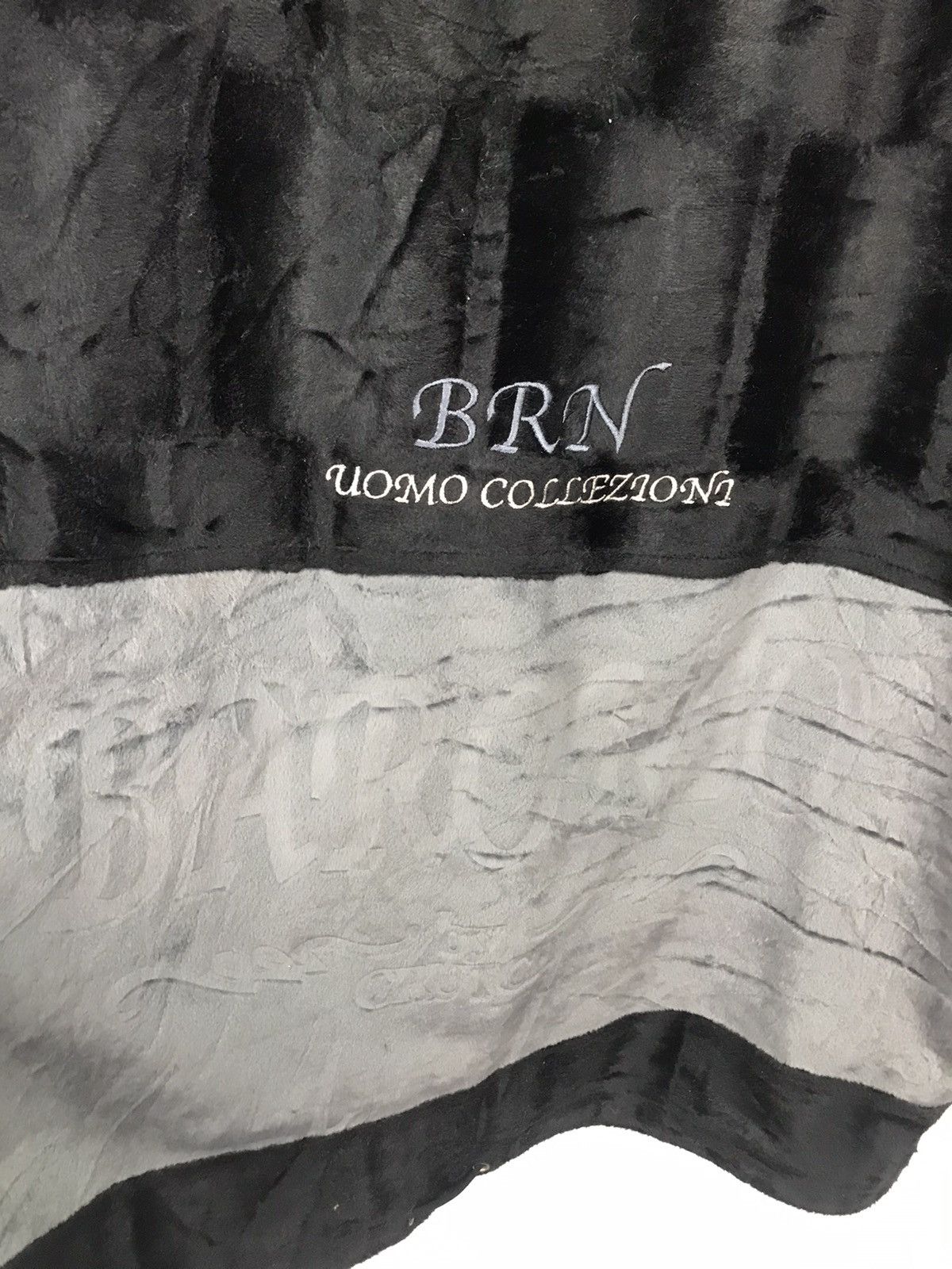 Japanese Brand Baronio spellout velvet zipper sweater Size US M / EU 48-50 / 2 - 4 Thumbnail