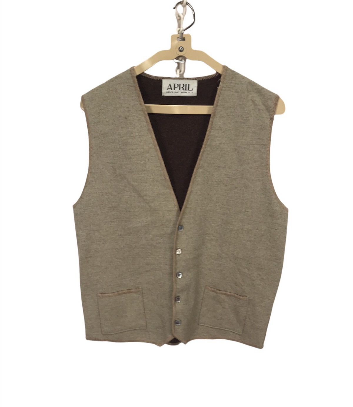 Japanese Brand Knitwear wool sleeveless button by April Size US M / EU 48-50 / 2 - 1 Thumbnail