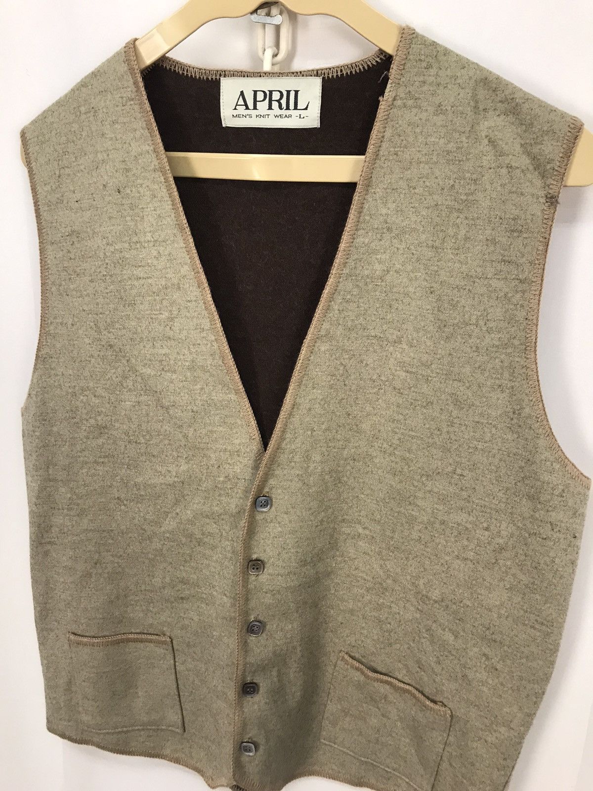 Japanese Brand Knitwear wool sleeveless button by April Size US M / EU 48-50 / 2 - 4 Thumbnail