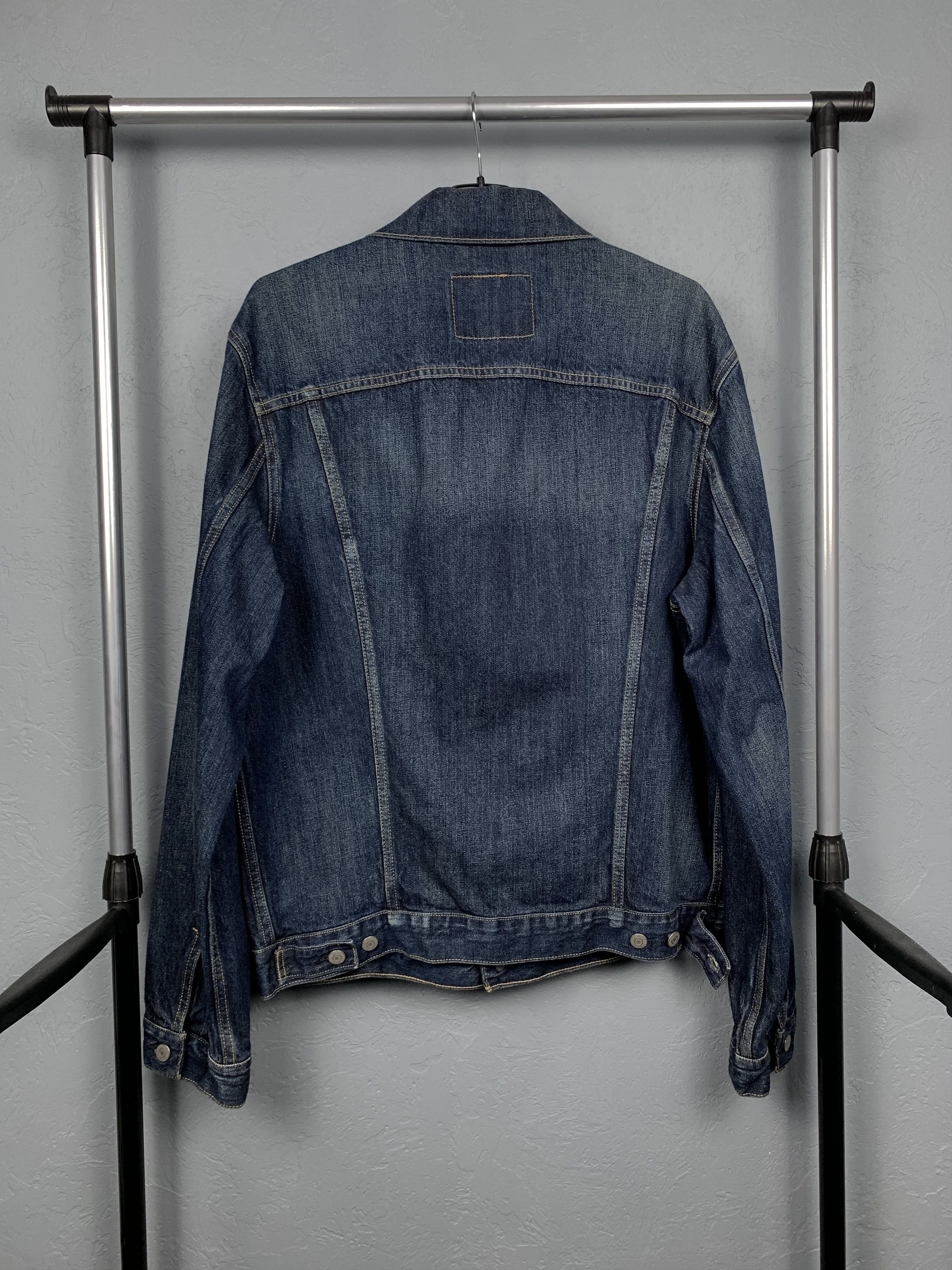 Levi's Levis Vintage Mens Trucker Denim Jacket Size US L / EU 52-54 / 3 - 7 Thumbnail
