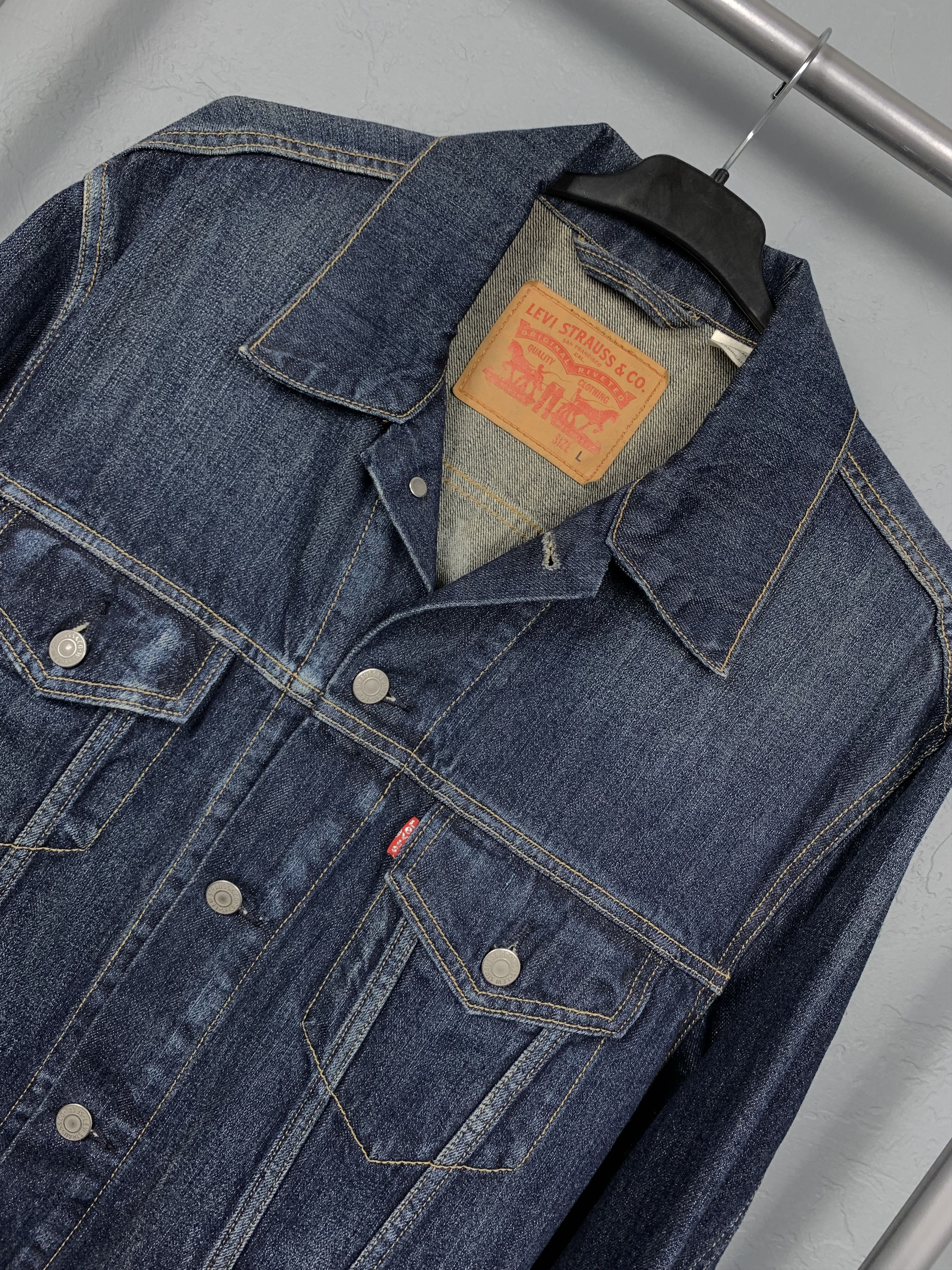 Levi's Levis Vintage Mens Trucker Denim Jacket Size US L / EU 52-54 / 3 - 2 Thumbnail