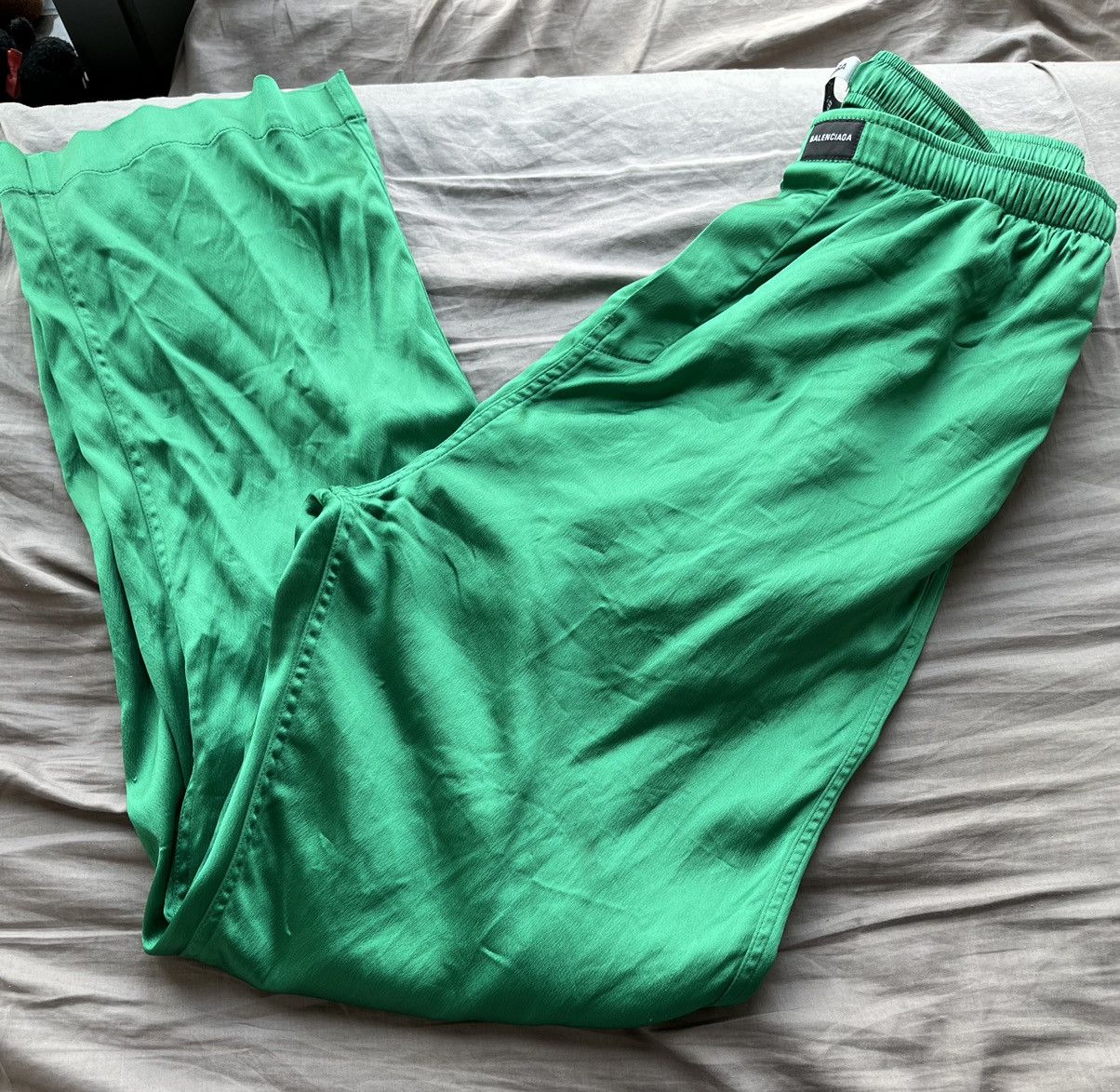 Balenciaga Balenciga green satin pants Size 26" / US 2 / IT 38 - 7 Thumbnail