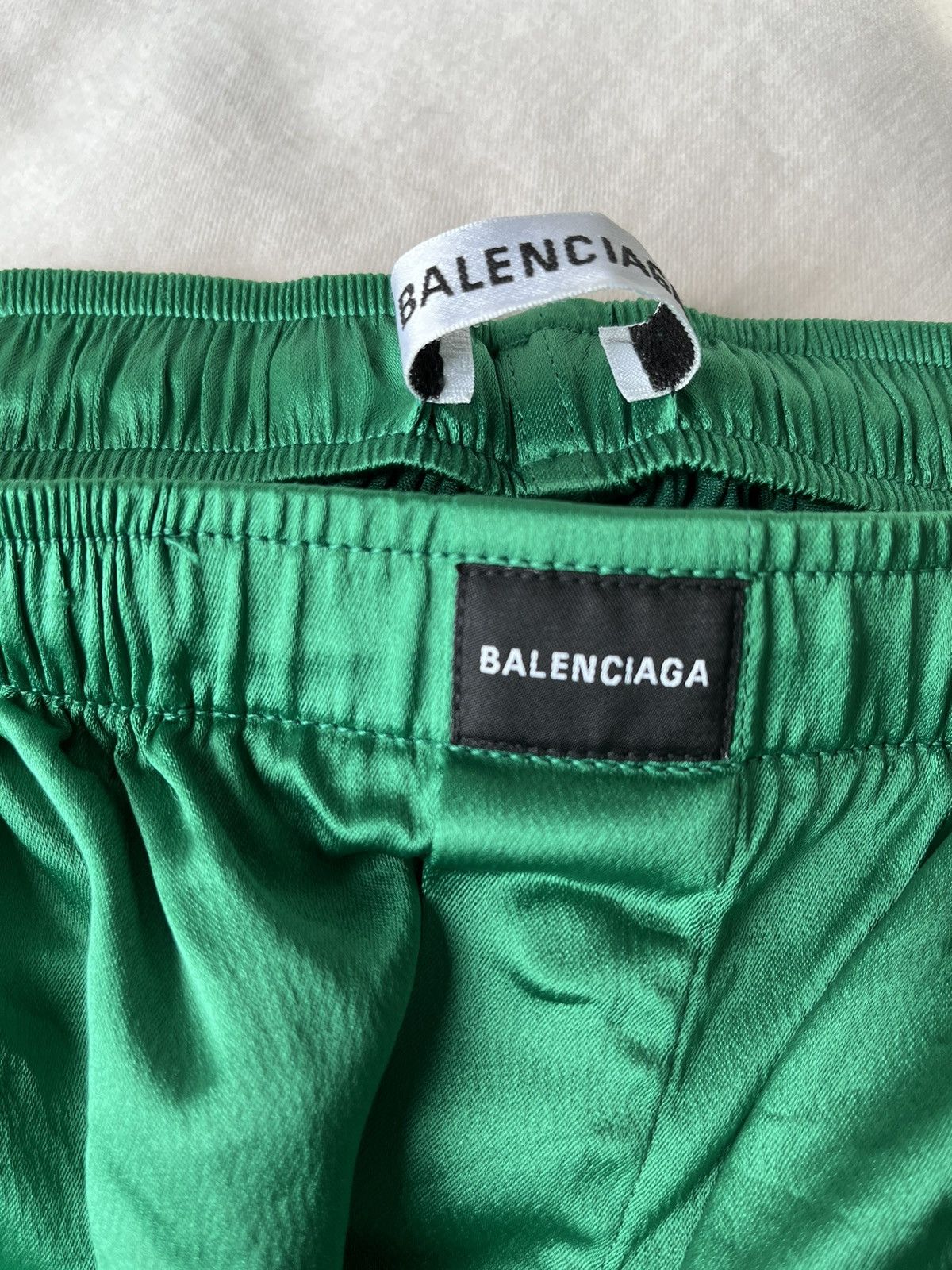 Balenciaga Balenciga green satin pants Size 26" / US 2 / IT 38 - 6 Thumbnail