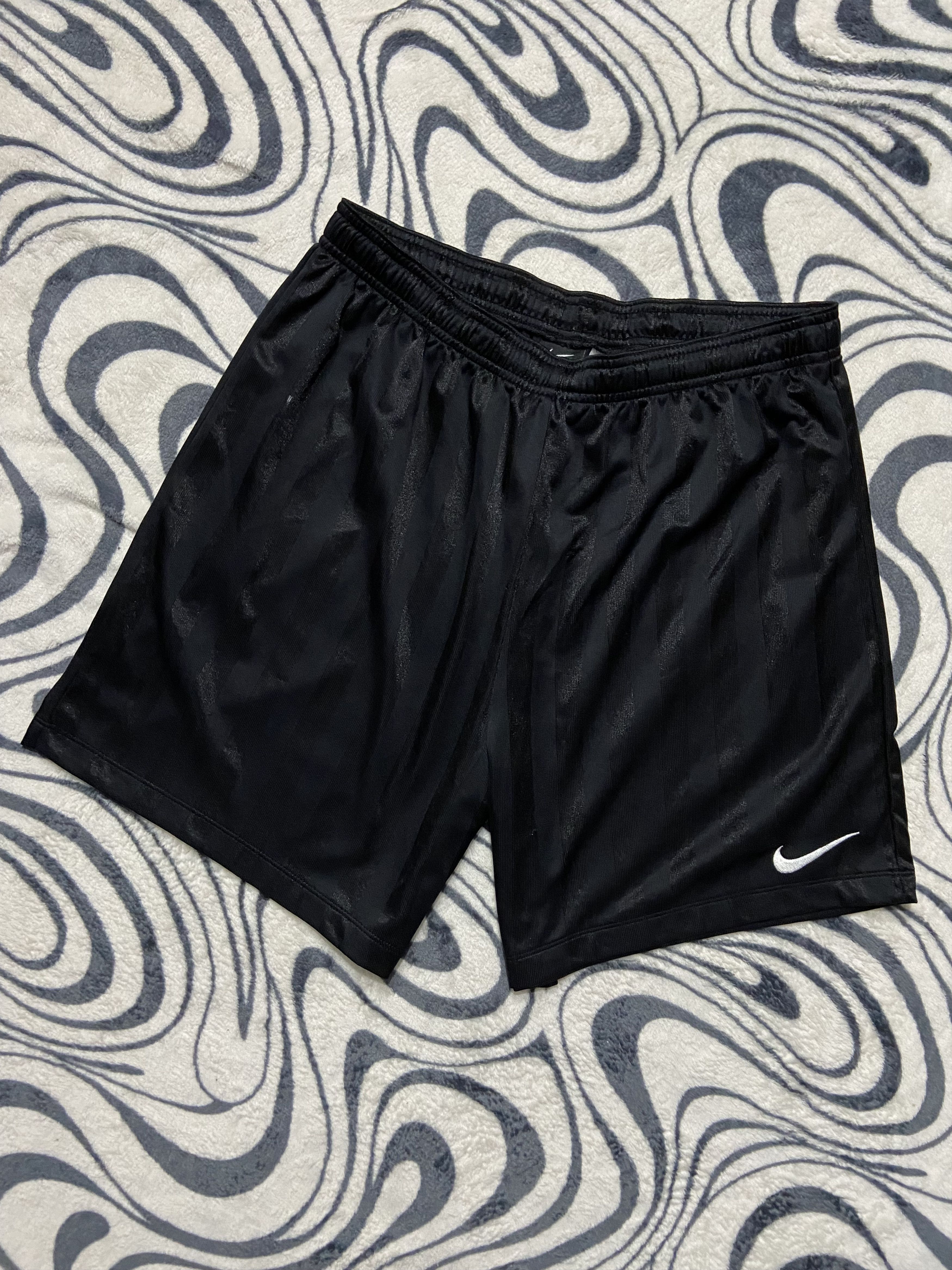Nike × Vintage Vintage Nike Mens Shorts Dri Fit Y2K Size US 34 / EU 50 - 1 Thumbnail