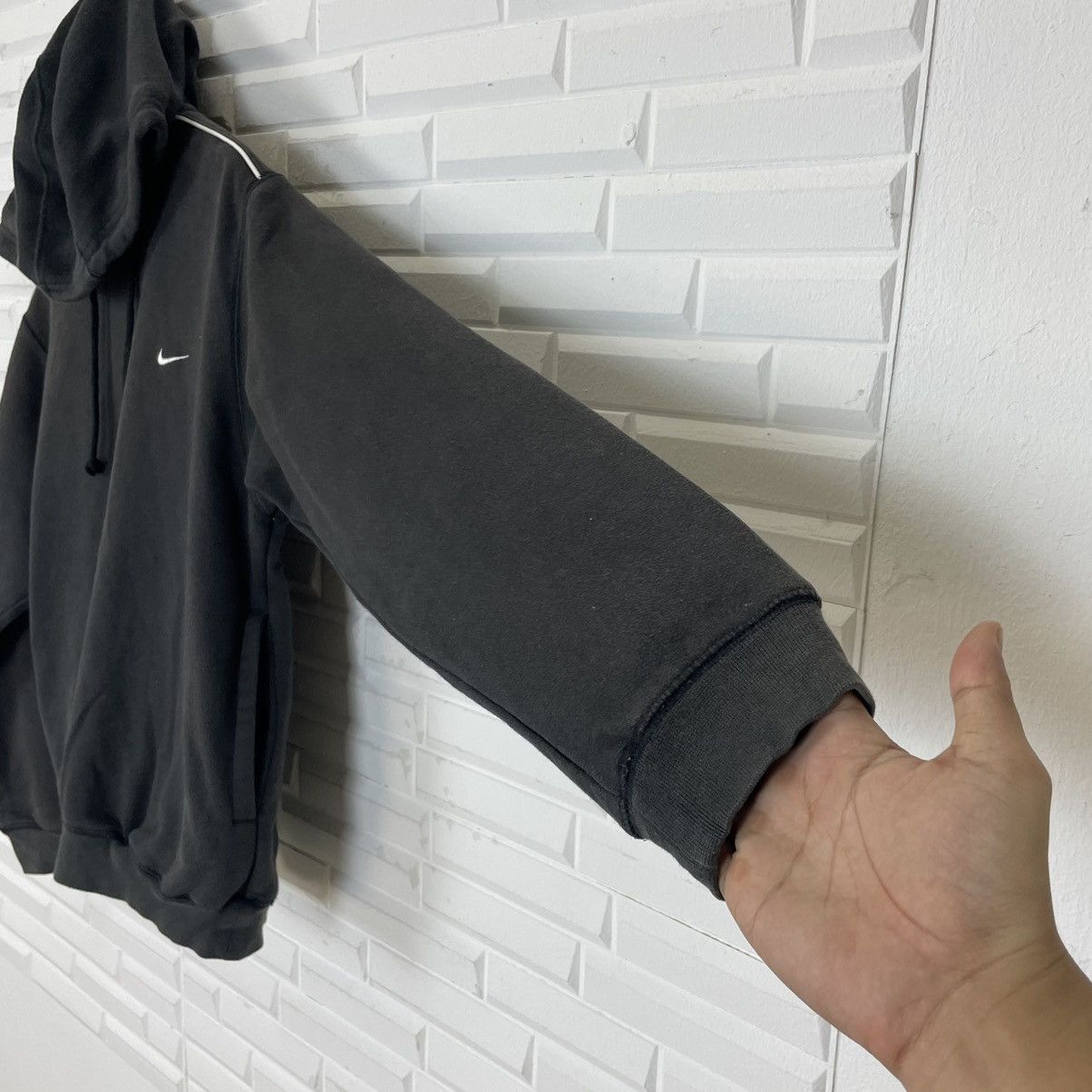 Nike Nike Embroidered Small Swoosh Sweater Hoodie Size US M / EU 48-50 / 2 - 10 Thumbnail