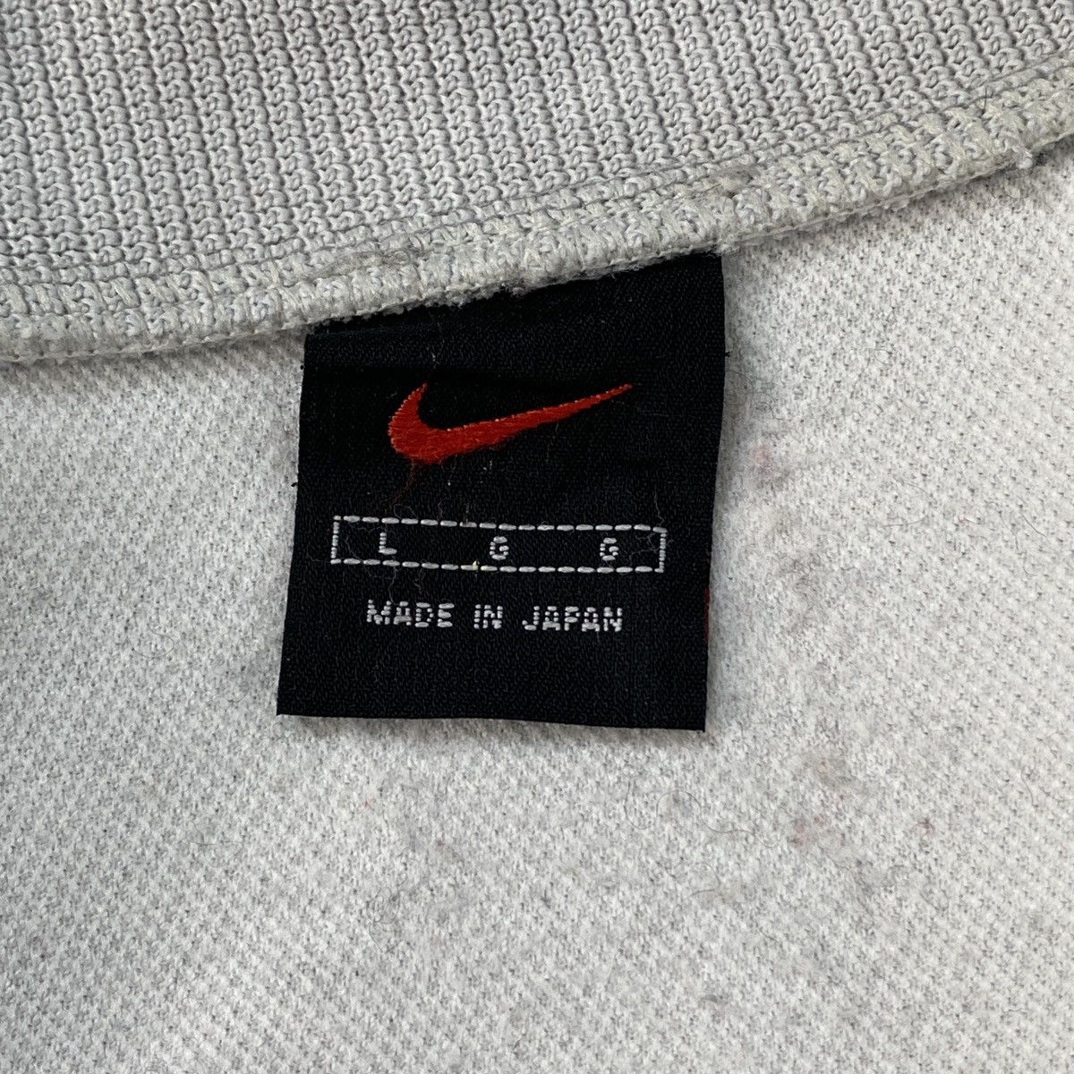 Nike Nike Vintage Japan Track Top Size US L / EU 52-54 / 3 - 16 Thumbnail