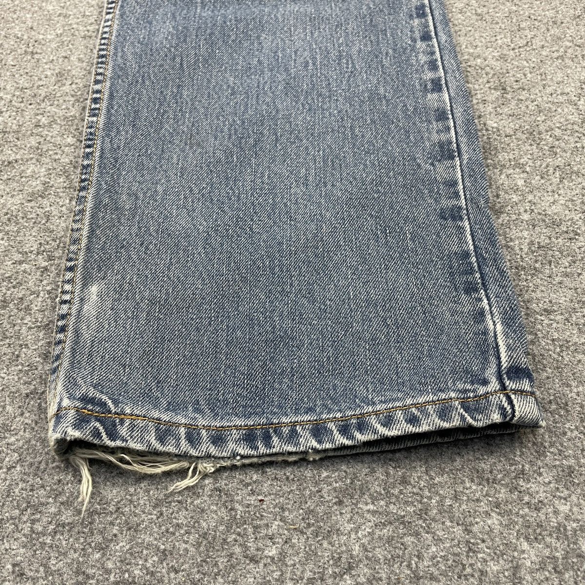 Levi's × Vintage Vintage Levi's 505 Faded Jeans -wc079 Size US 37 - 6 Thumbnail