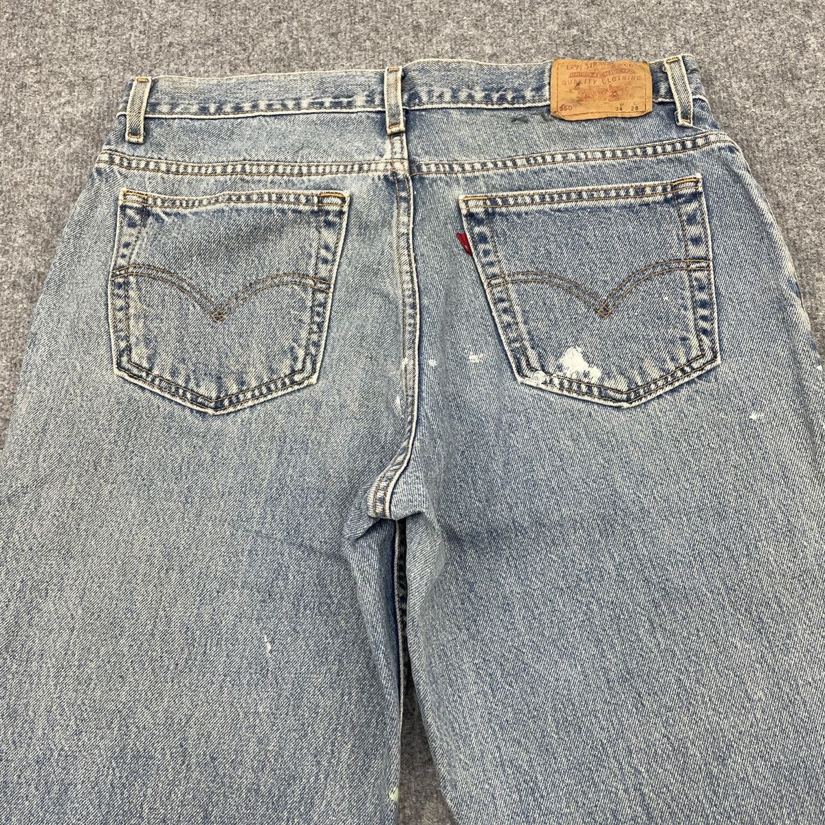 Levi's × Vintage Vintage Levi's 550 Painted Light Wash -wc074 Size US 35 - 8 Thumbnail