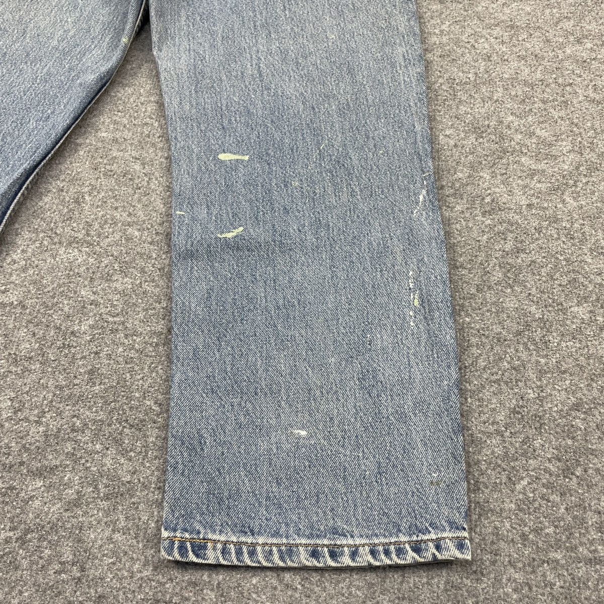 Levi's × Vintage Vintage Levi's 550 Painted Light Wash -wc074 Size US 35 - 7 Thumbnail