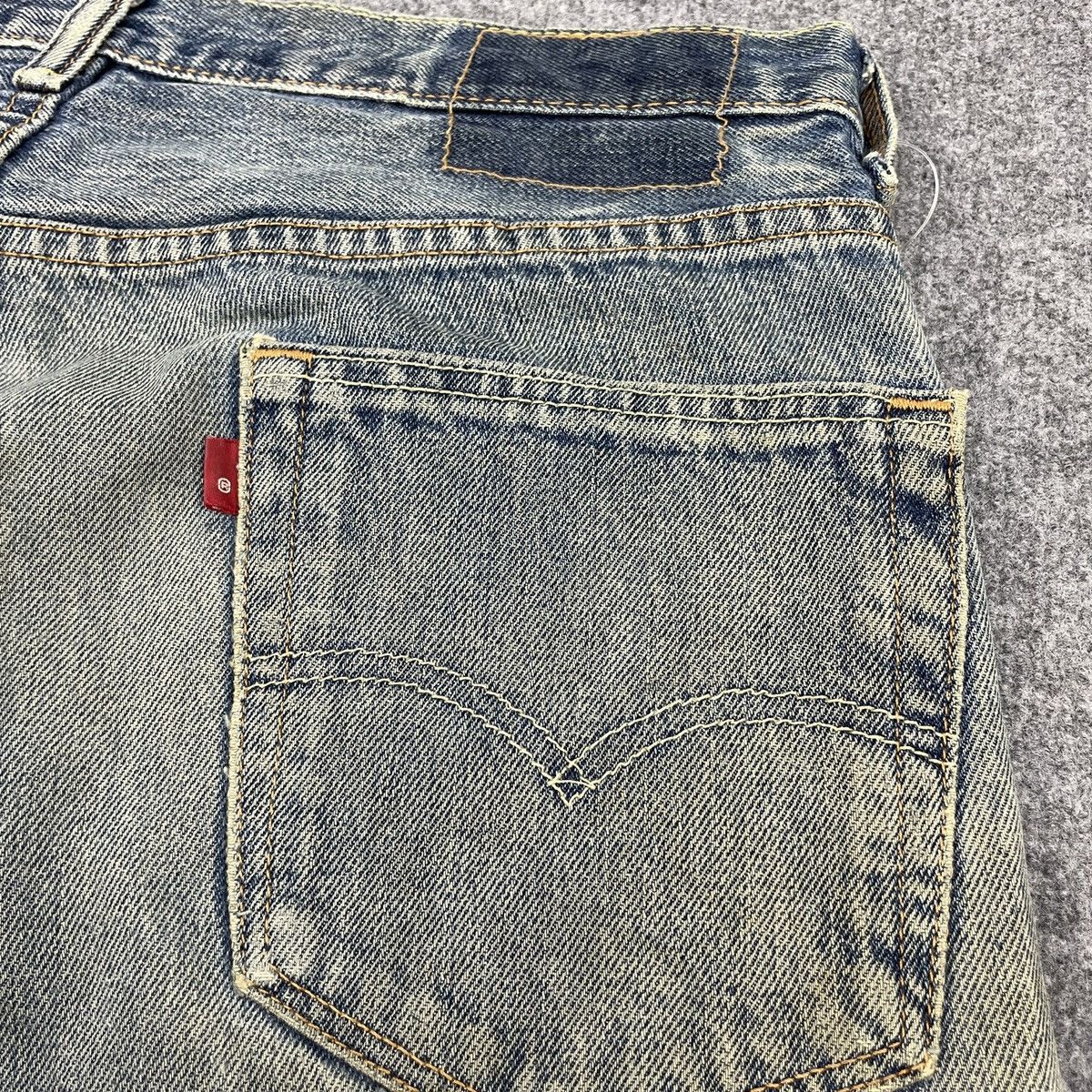 Levi's Vintage Levi's Faded Jeans -wc123 Size US 34 / EU 50 - 12 Thumbnail