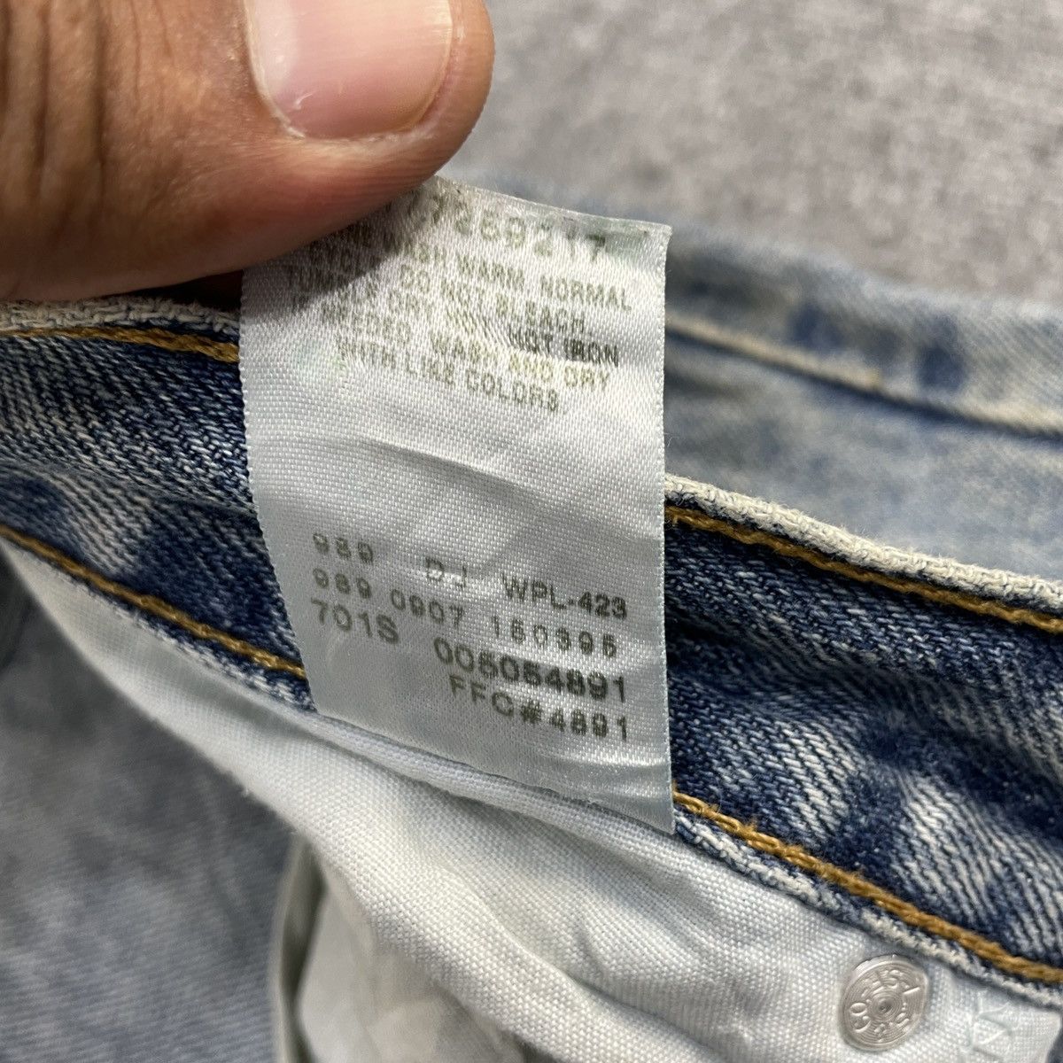 Levi's × Vintage Vintage Levi's 505 Faded Blue Jeans -wc113 Size US 38 / EU 54 - 7 Thumbnail