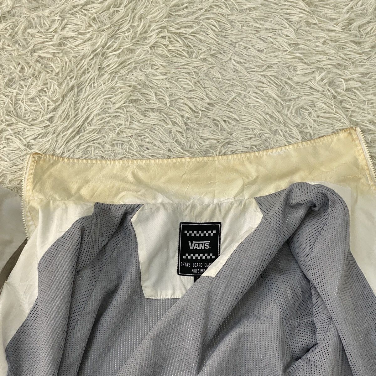 Vans 🔥LAST PRICE🔥 Vans Skateboard Light Jacket Size US M / EU 48-50 / 2 - 18 Thumbnail