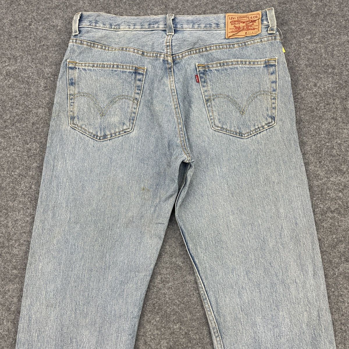 Levi's × Vintage Vintage Levi's 505 Light Blue Wash -wc112 Size US 35 - 3 Thumbnail