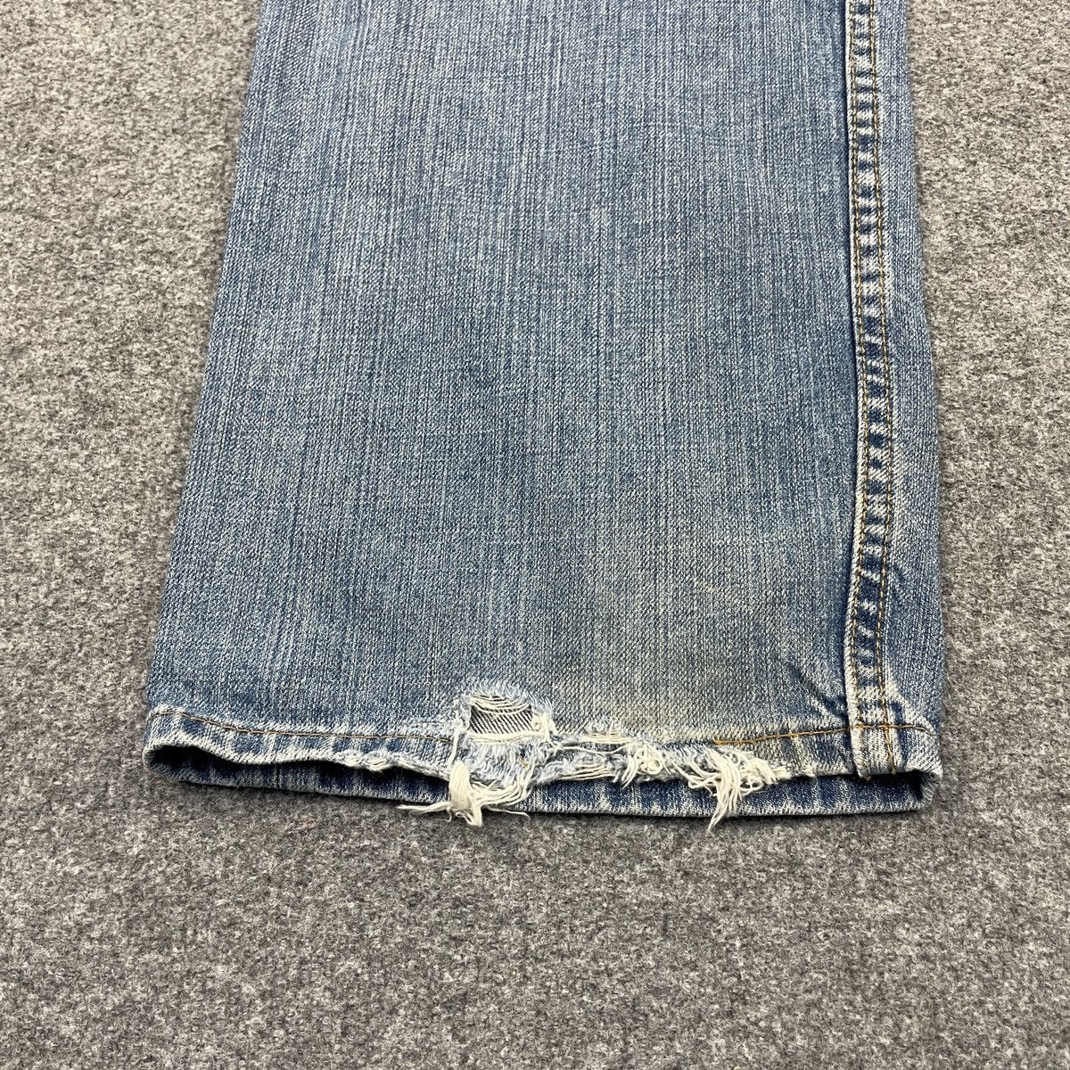 Levi's × Vintage Vintage Levi's 569 Blue Light Wash - wc089 Size US 40 / EU 56 - 7 Thumbnail