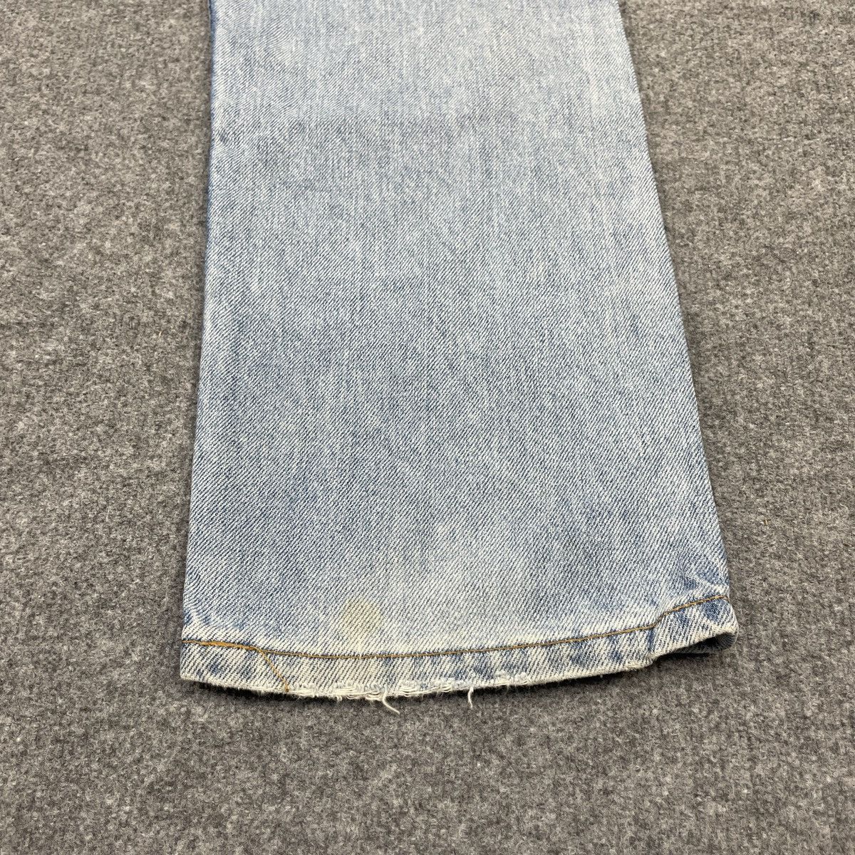 Levi's × Vintage Vintage Levi's 505 Light Blue Wash -wc116 Size US 31 - 11 Thumbnail