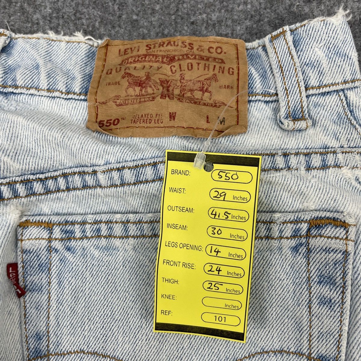 Levi's × Vintage Vintage Levi's 550 Blue Light Wash -wc101 Size US 29 - 10 Thumbnail