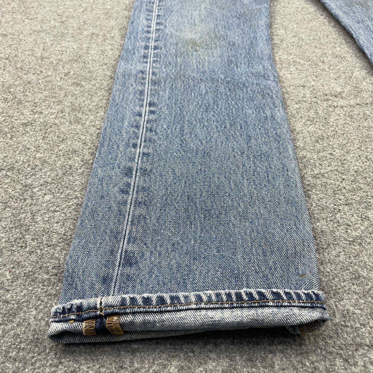 Levi's × Vintage Vintage Levi's Distressed 501 Faded Jeans -wc084 Size US 33 - 5 Thumbnail