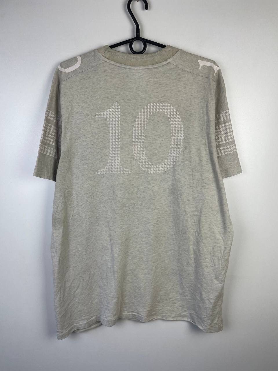 Vintage Nike Ronaldinho vintage t-shirt size L Size US L / EU 52-54 / 3 - 7 Thumbnail