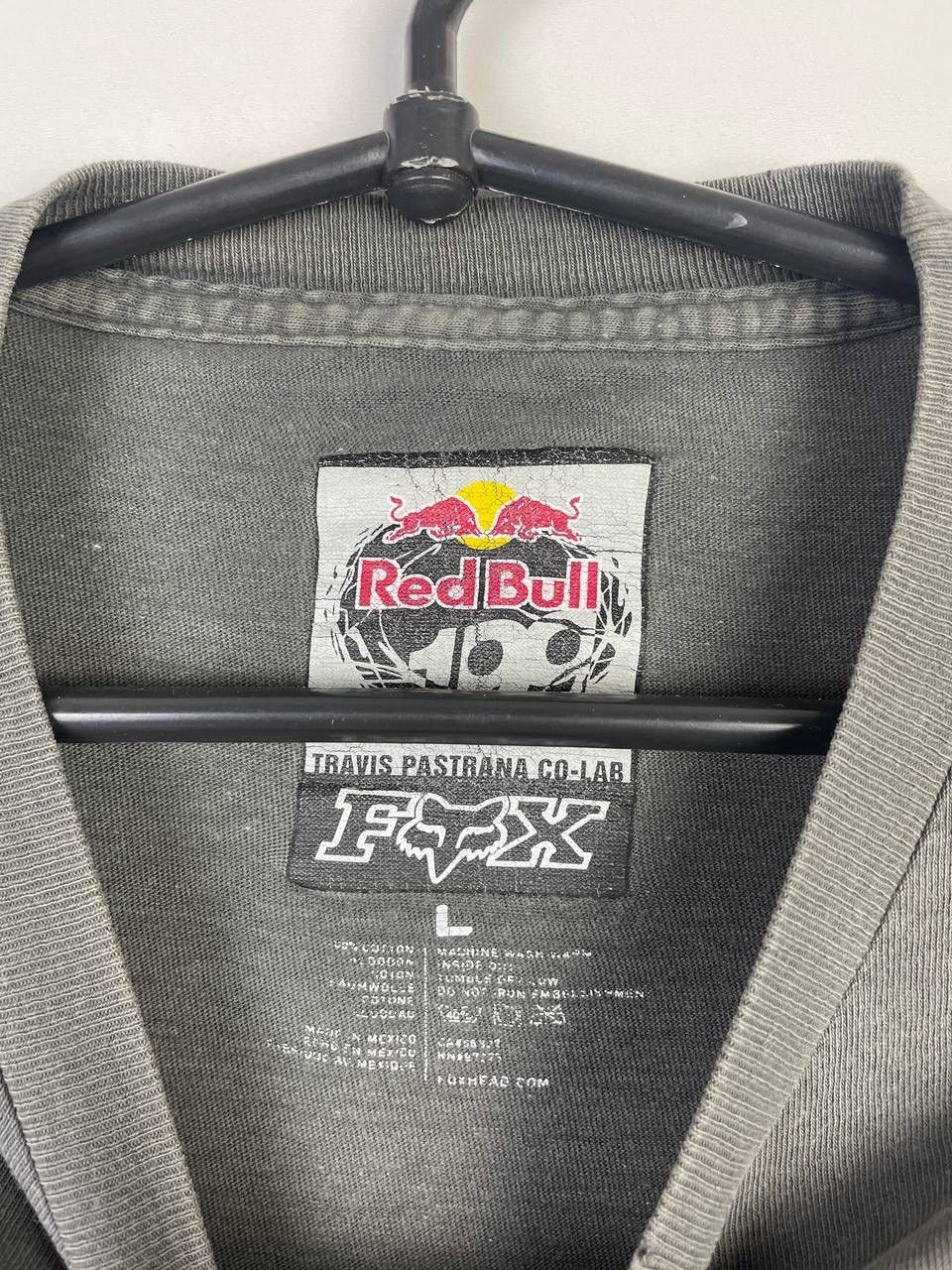 Red Bull Red Bull vintage t-shirt size L Size US L / EU 52-54 / 3 - 3 Thumbnail