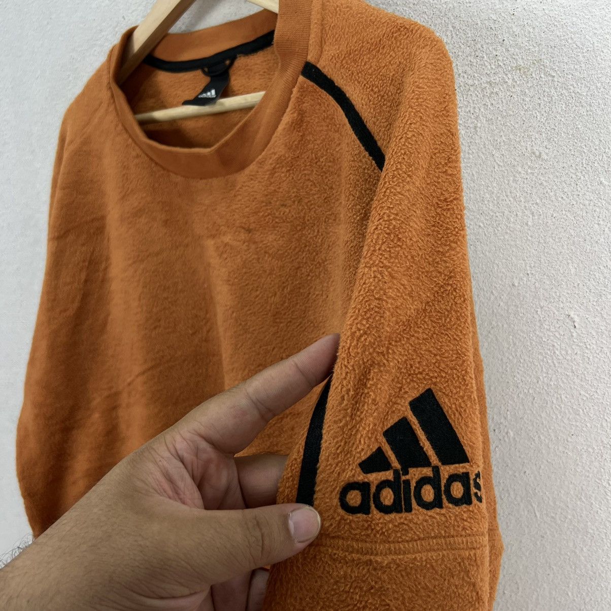 Adidas VINTAGE CREWNECK SWEATSHIRT ADIDAS STREET WEAR STYLE Size US L / EU 52-54 / 3 - 4 Thumbnail