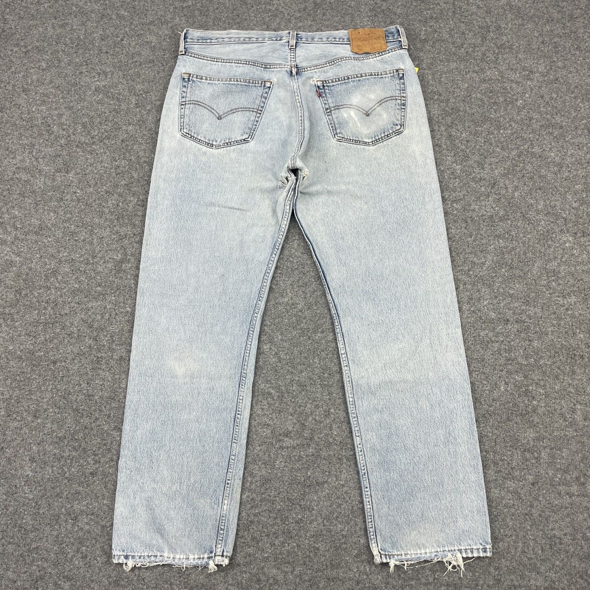 Levi's × Vintage Vintage Levi's 501 Distressed Blue Light Wash -wc Size US 36 / EU 52 - 2 Thumbnail