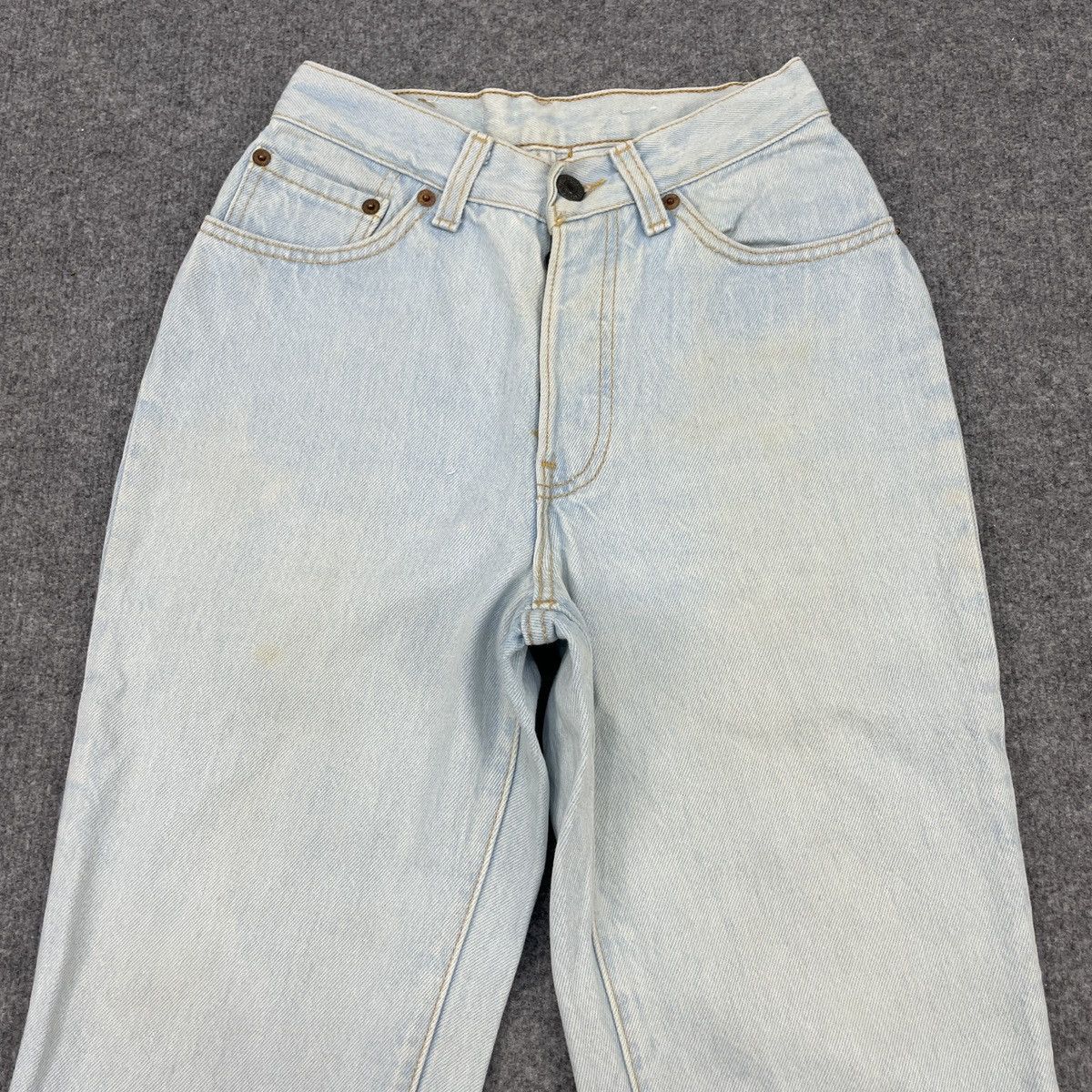 Levi's × Vintage Vintage Levi's 501 Faded Blue Light Wash -wc088 Size US 26 / EU 42 - 5 Thumbnail