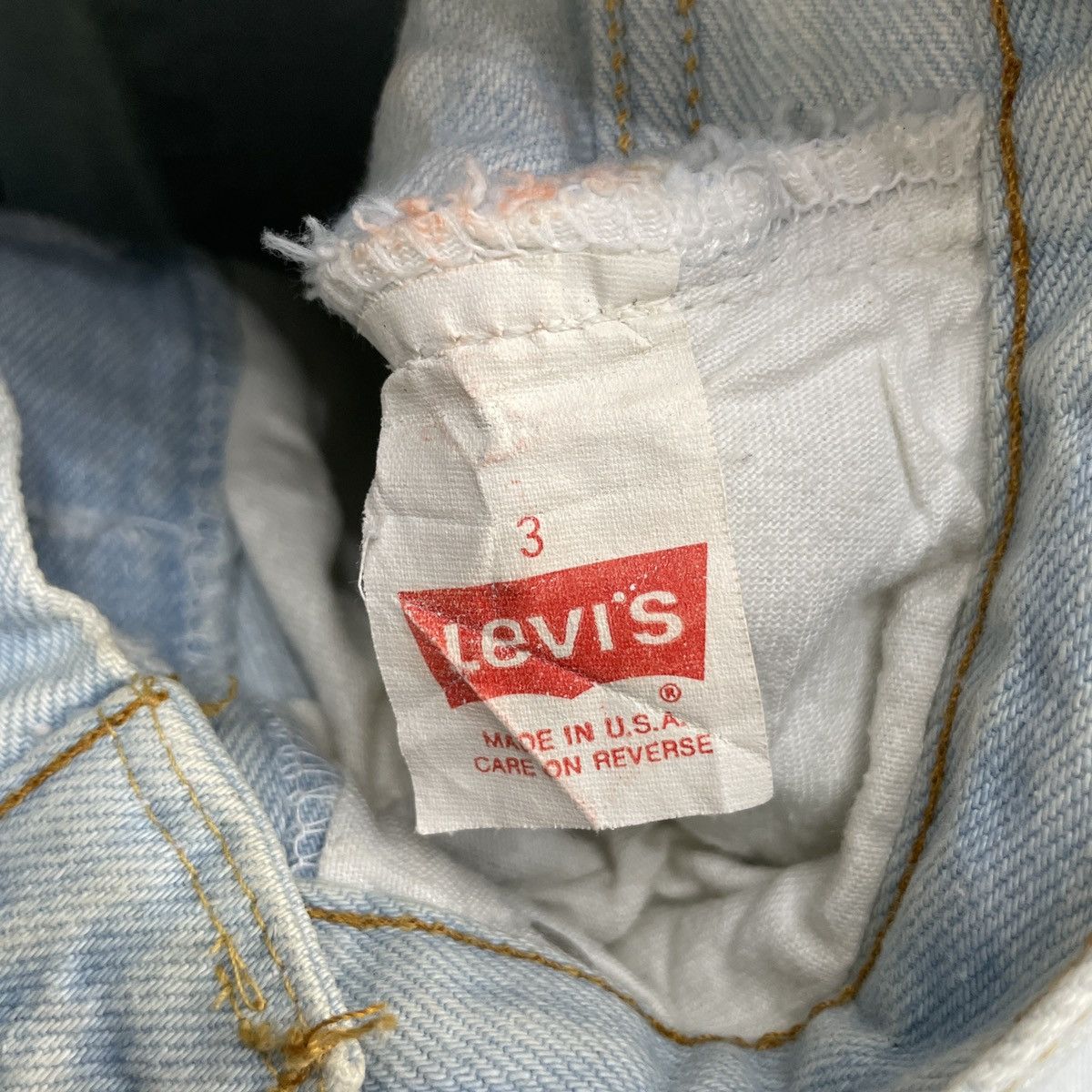 Levi's × Vintage Vintage Levi's 501 Faded Blue Light Wash -wc088 Size US 26 / EU 42 - 9 Thumbnail