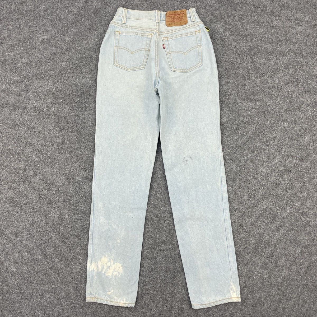 Levi's × Vintage Vintage Levi's 501 Faded Blue Light Wash -wc088 Size US 26 / EU 42 - 2 Thumbnail