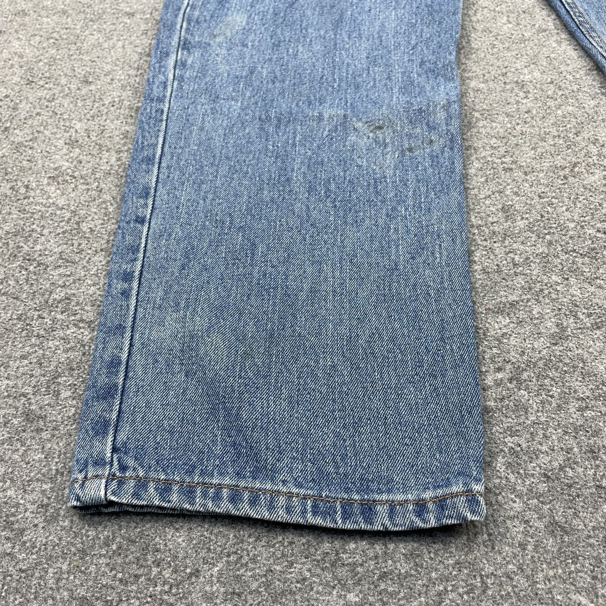 Levi's × Vintage Vintage Levi's 550 Blue Jeans -wc083 Size US 39 - 7 Thumbnail