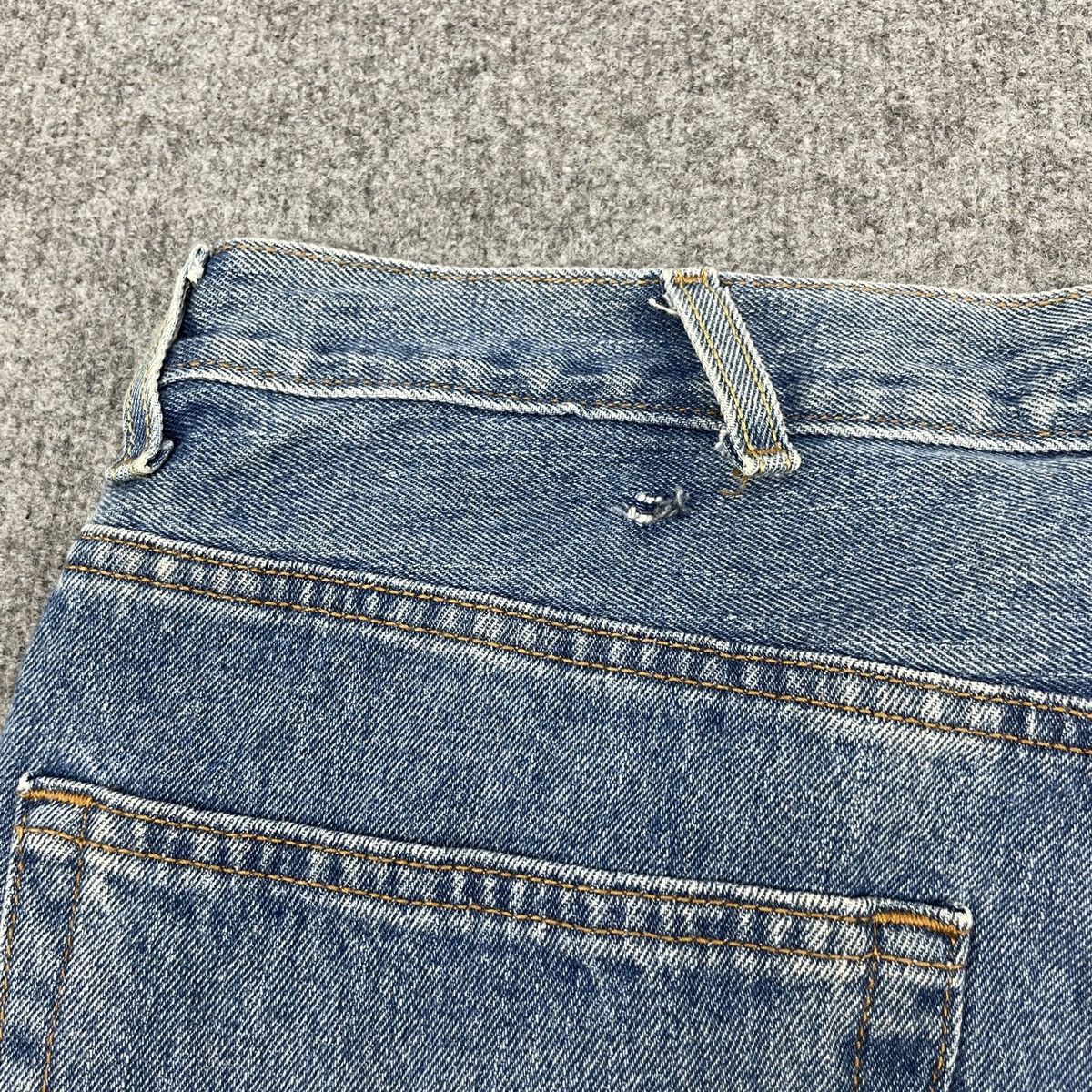 Levi's × Vintage Vintage Levi's 550 Blue Jeans -wc083 Size US 39 - 10 Thumbnail
